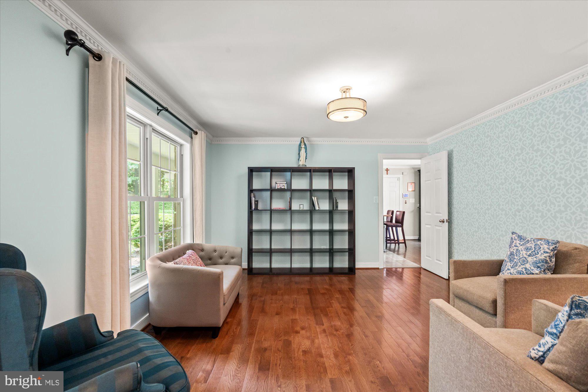 SHADOWALK - Residential