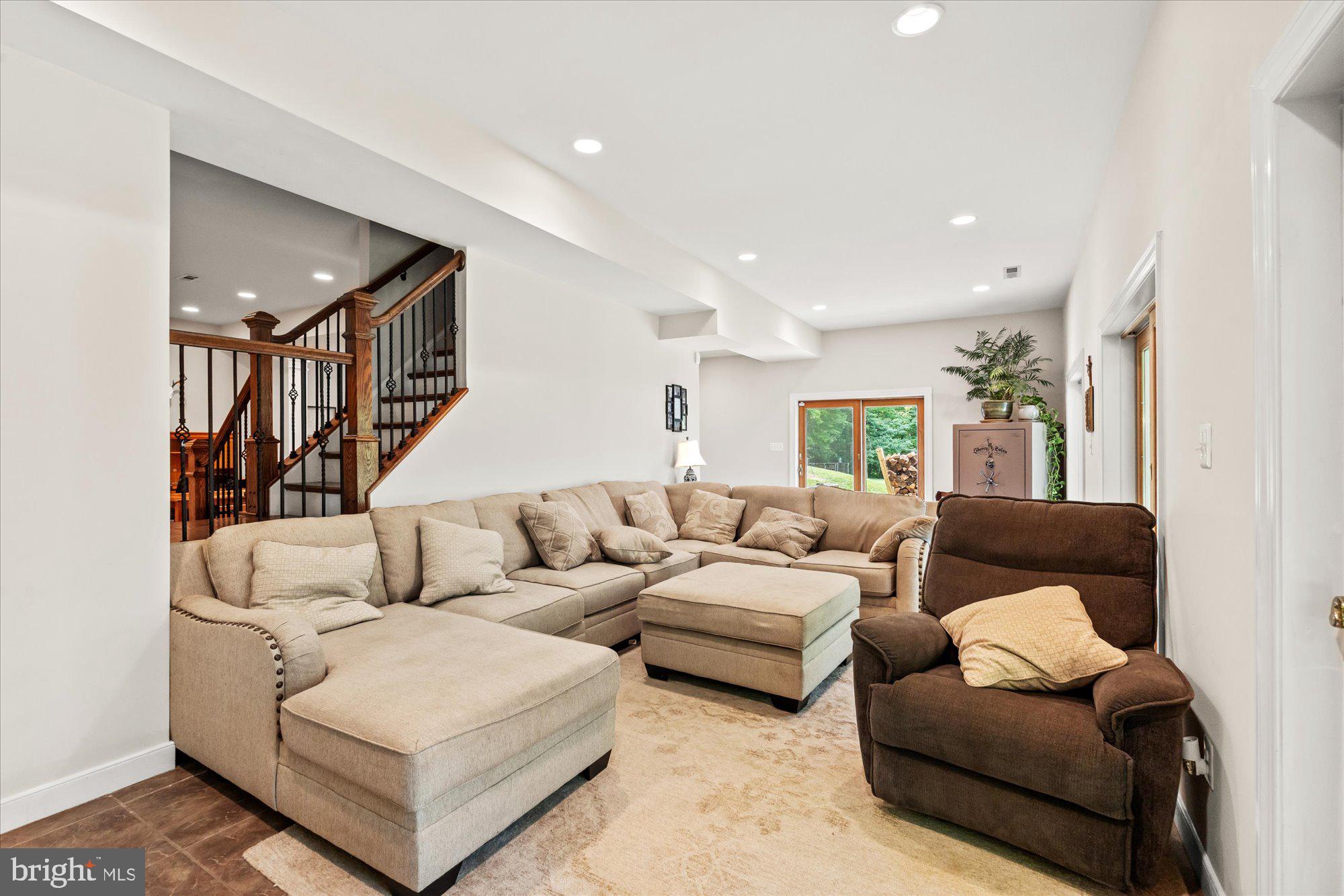 SHADOWALK - Residential