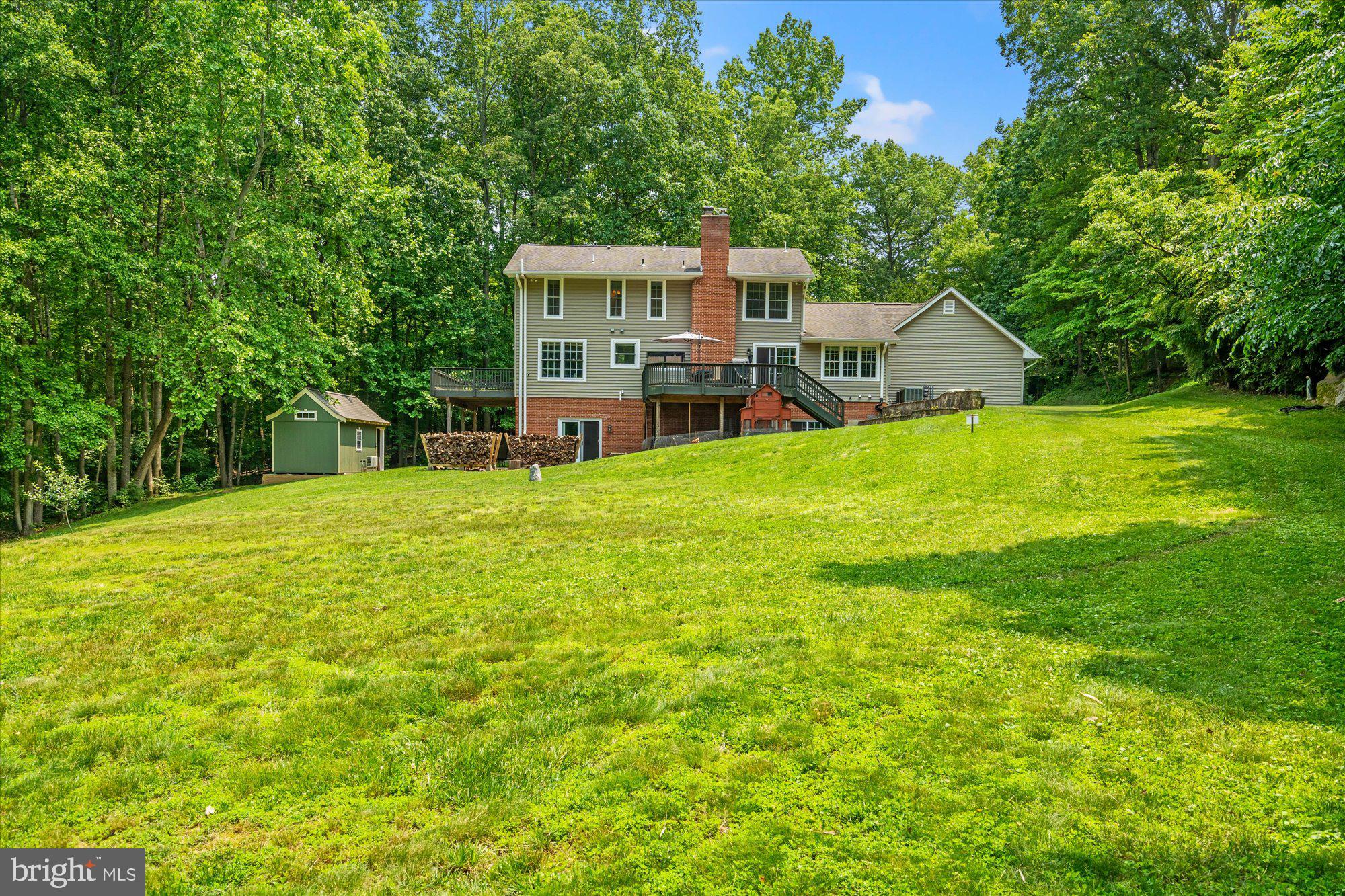 SHADOWALK - Residential