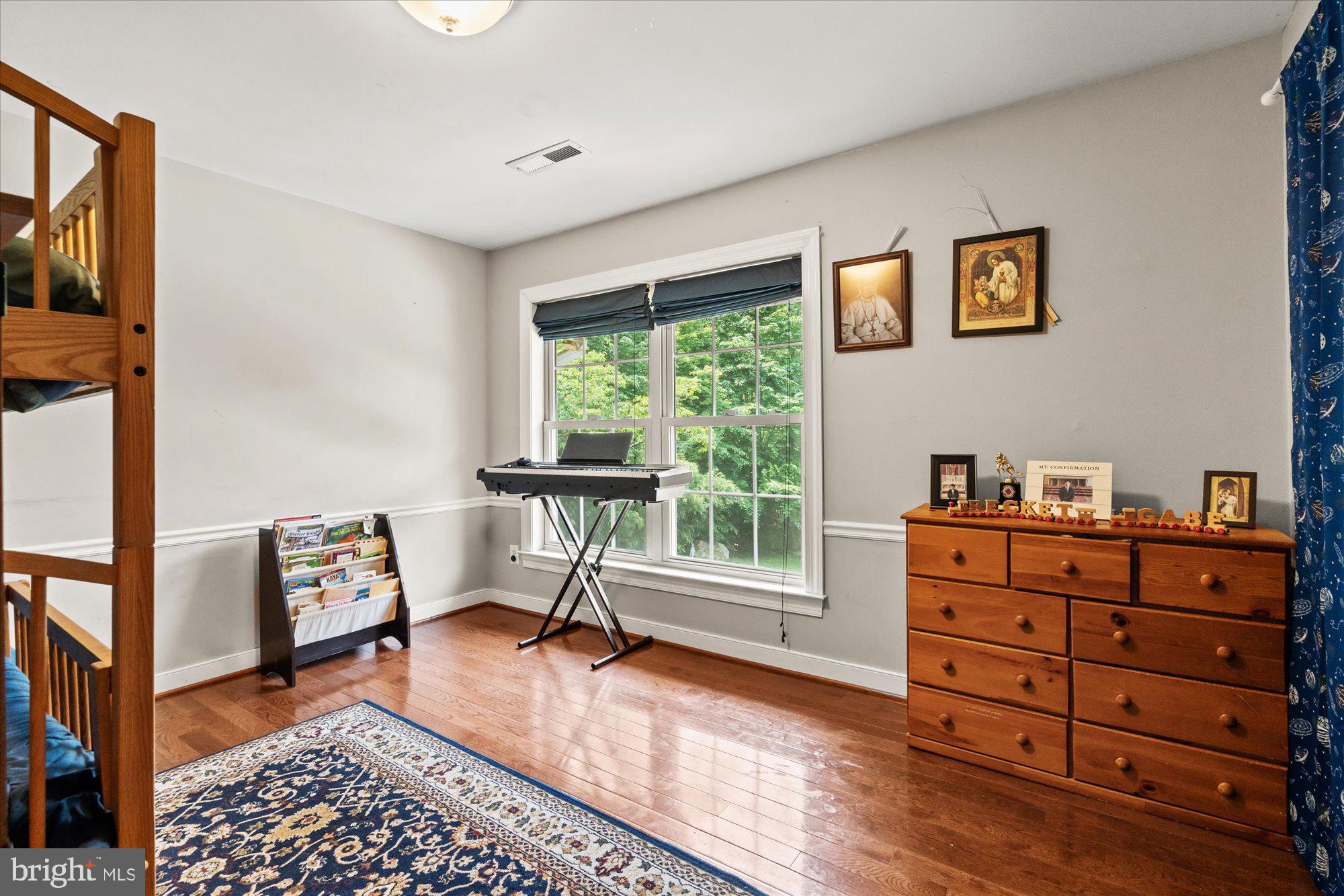 SHADOWALK - Residential