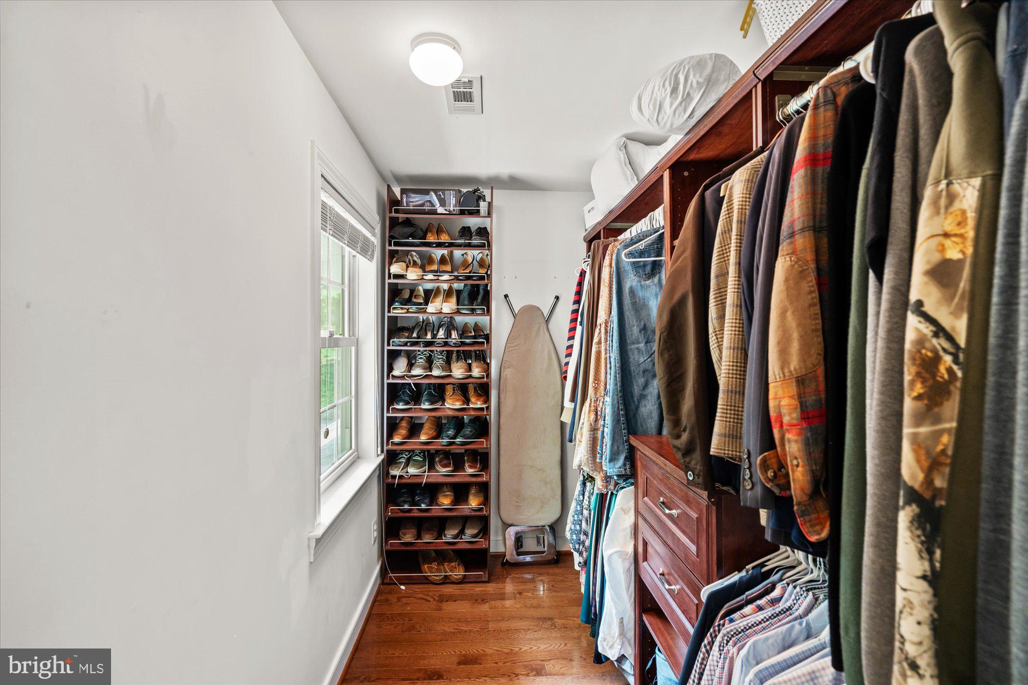 SHADOWALK - Residential