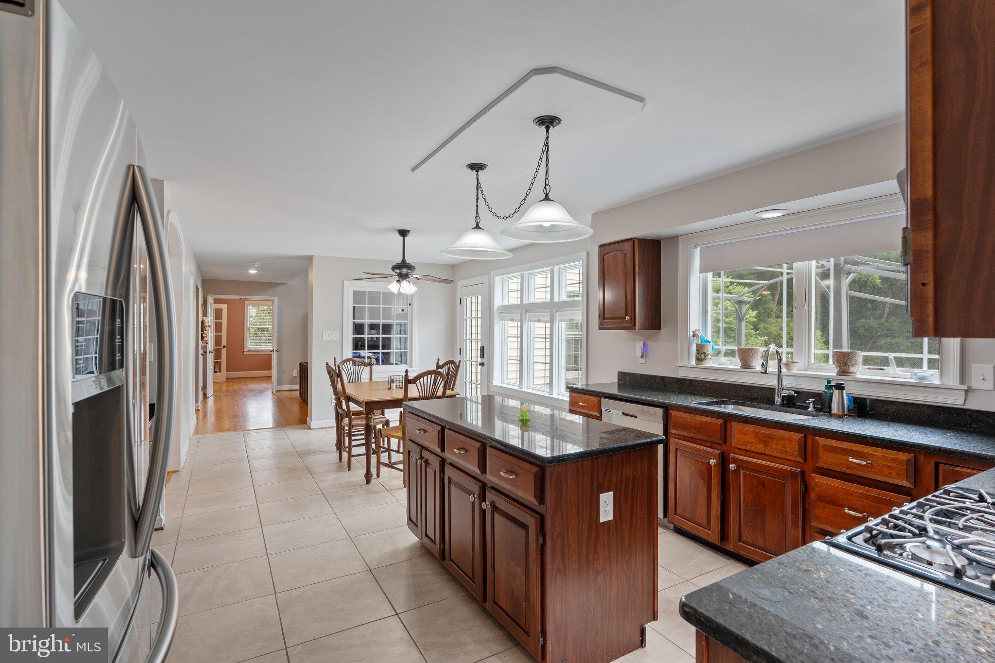 1110 SOMERSET LANE