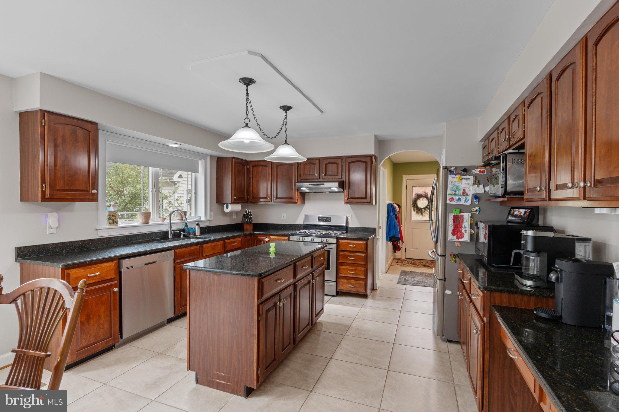 1110 SOMERSET LANE