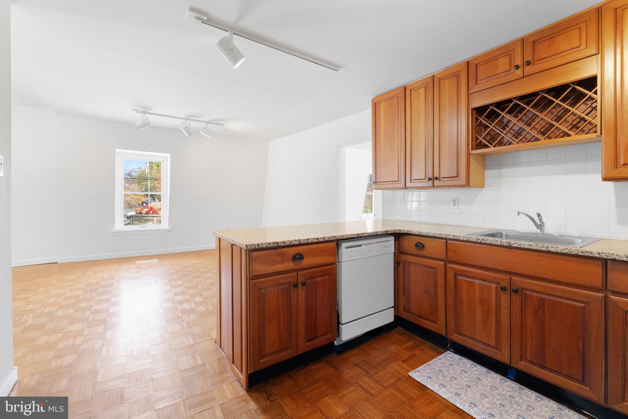 LAFAYETTE HILL - Residential Lease