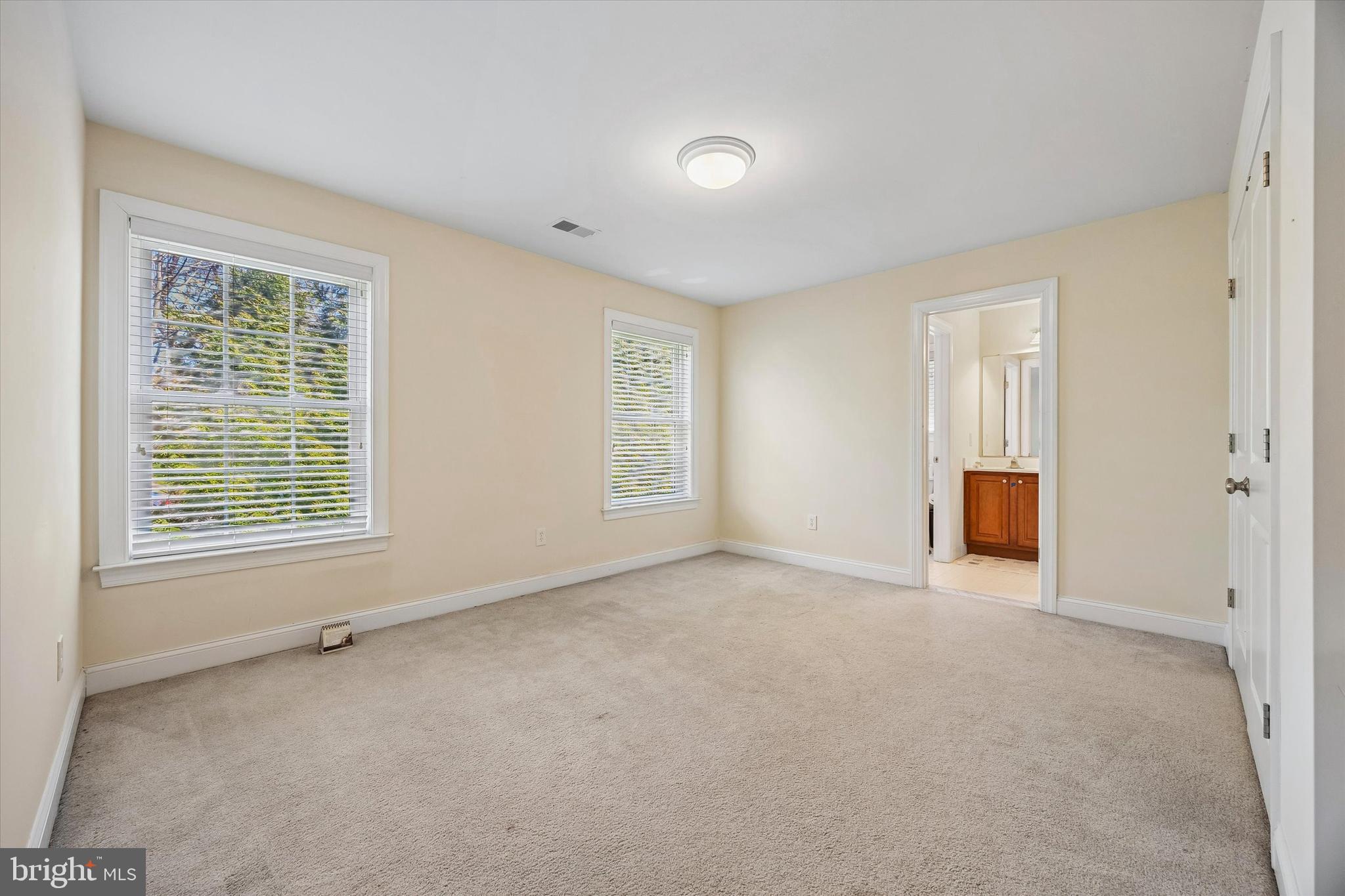 DEEPDALE - Residential