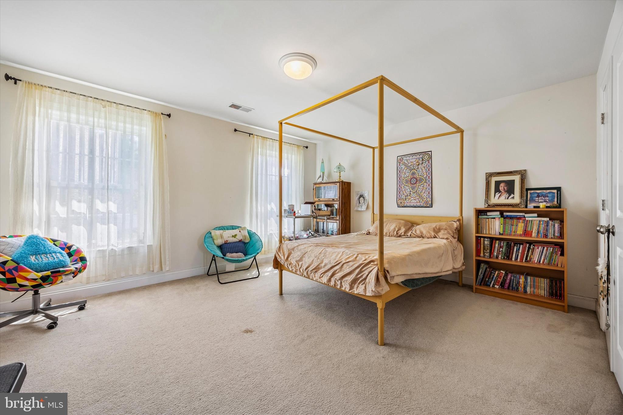 DEEPDALE - Residential