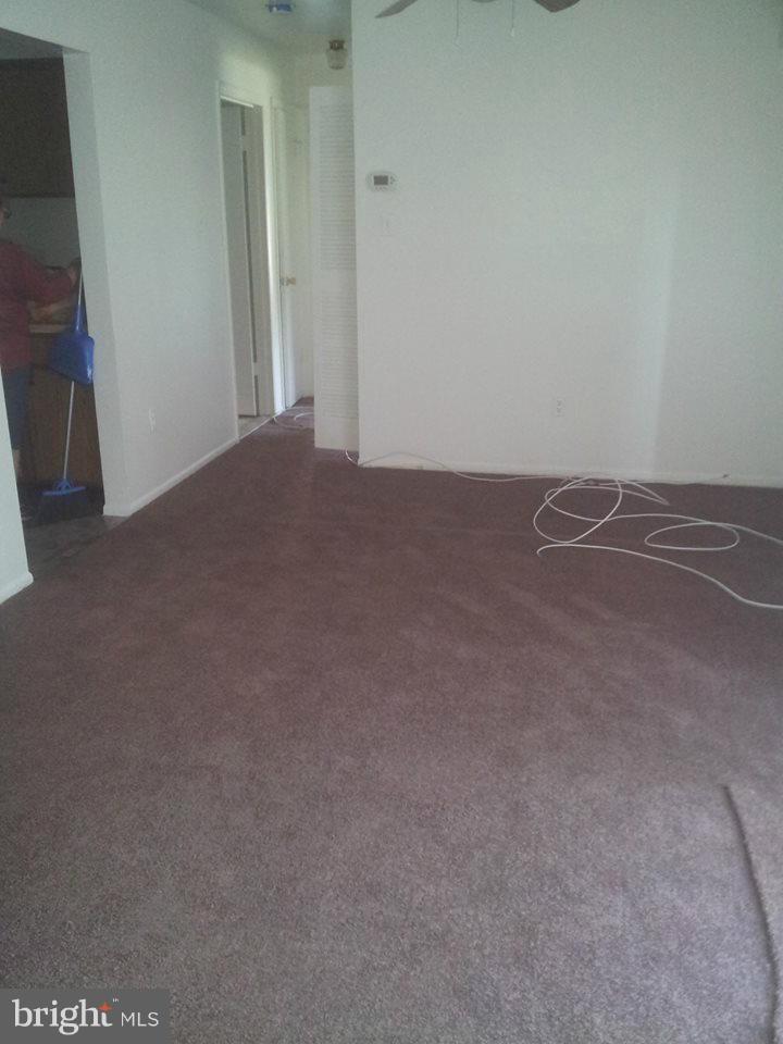 SUN VALLEY CONDOMINIUMS - Residential Lease