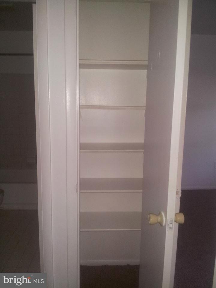 SUN VALLEY CONDOMINIUMS - Residential Lease