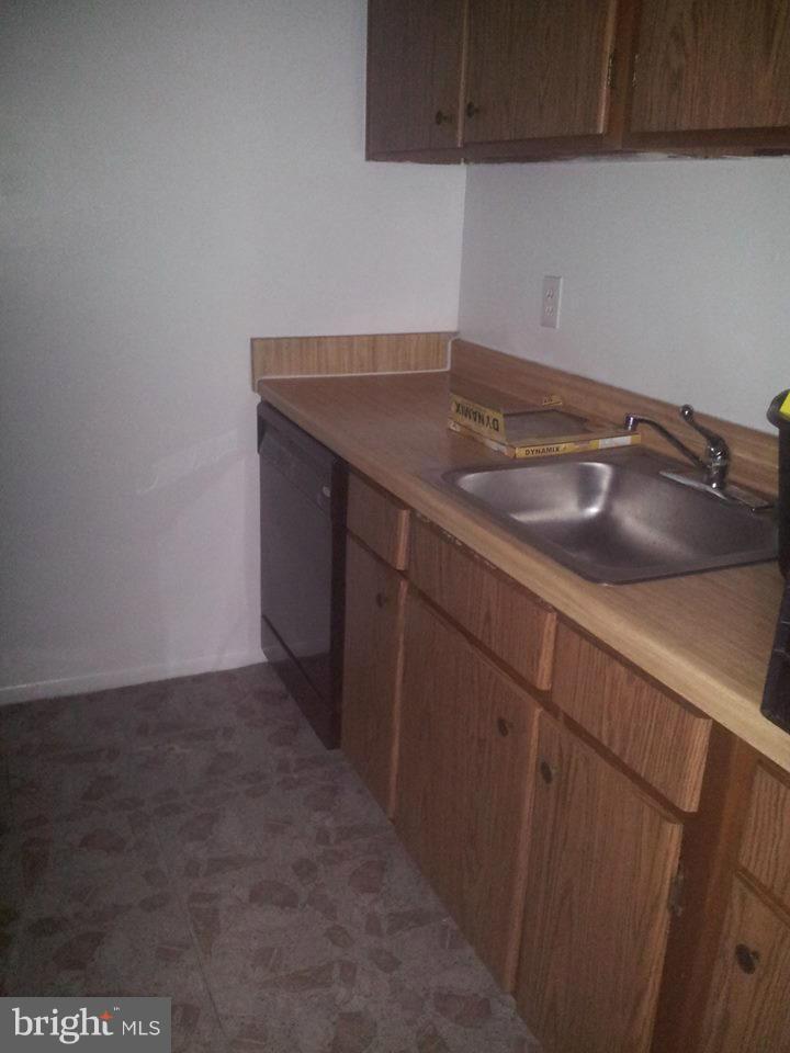 SUN VALLEY CONDOMINIUMS - Residential Lease