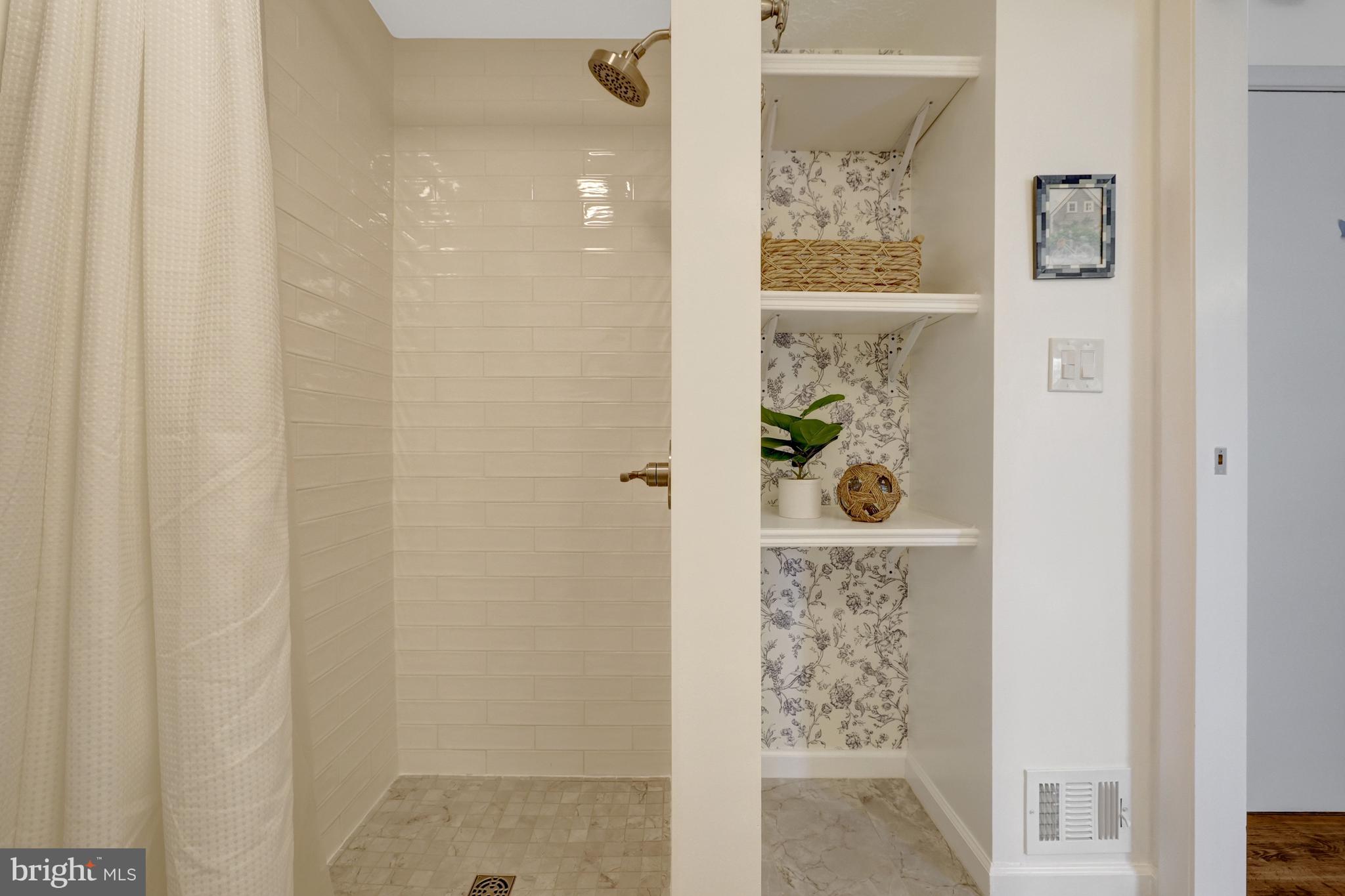 LAKEFORD - Residential