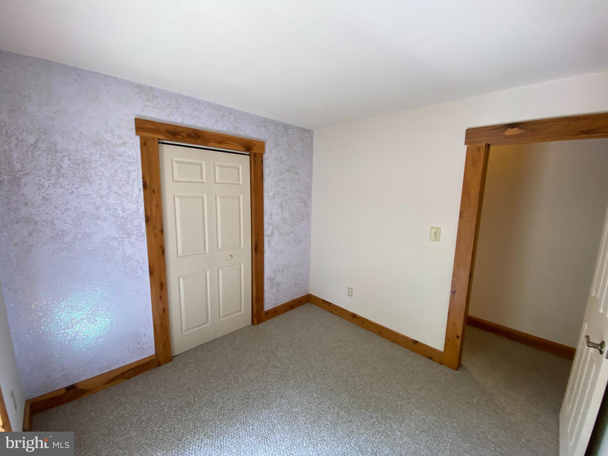 LEAVELLS CROSSING - Residential Lease