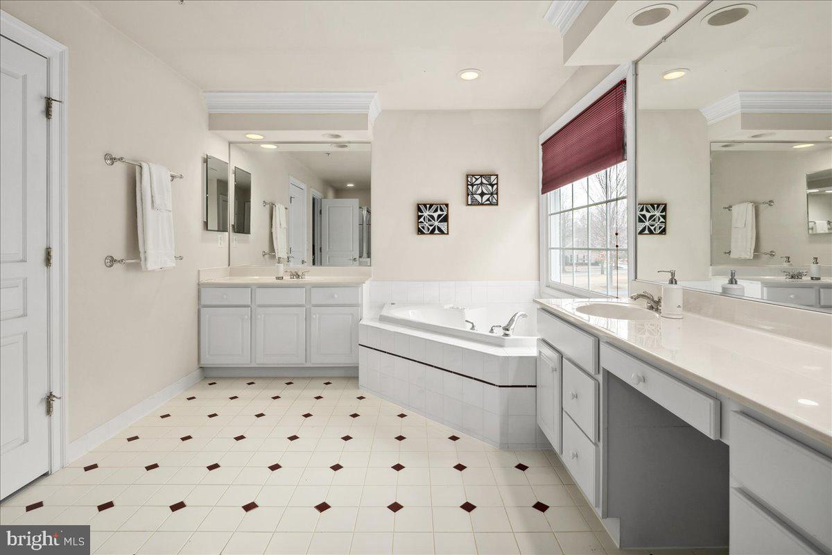 FALLSGROVE - Residential