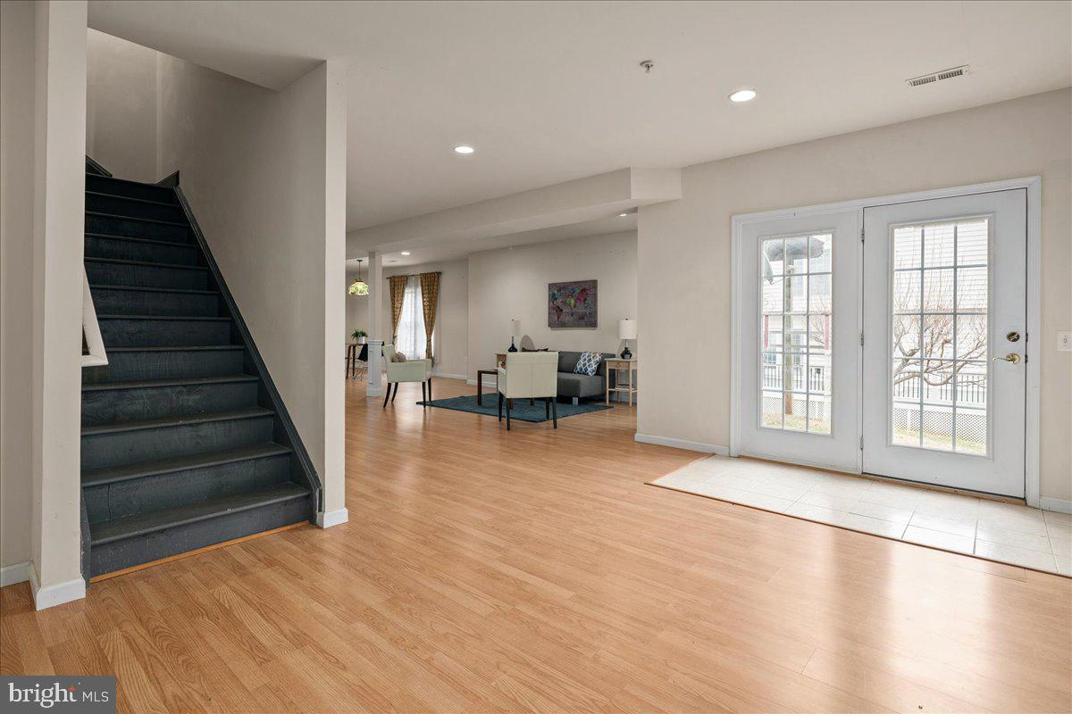 FALLSGROVE - Residential