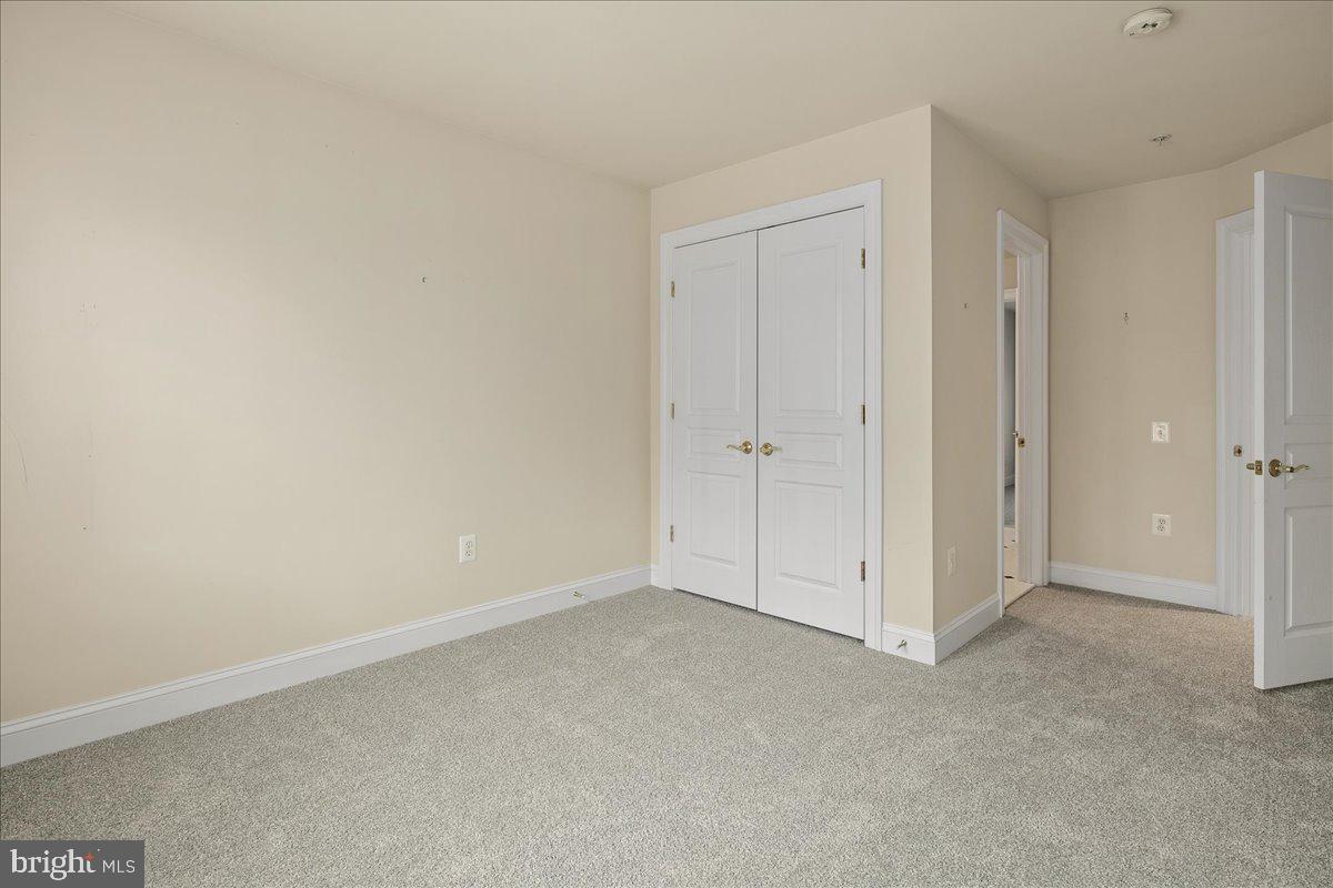 FALLSGROVE - Residential