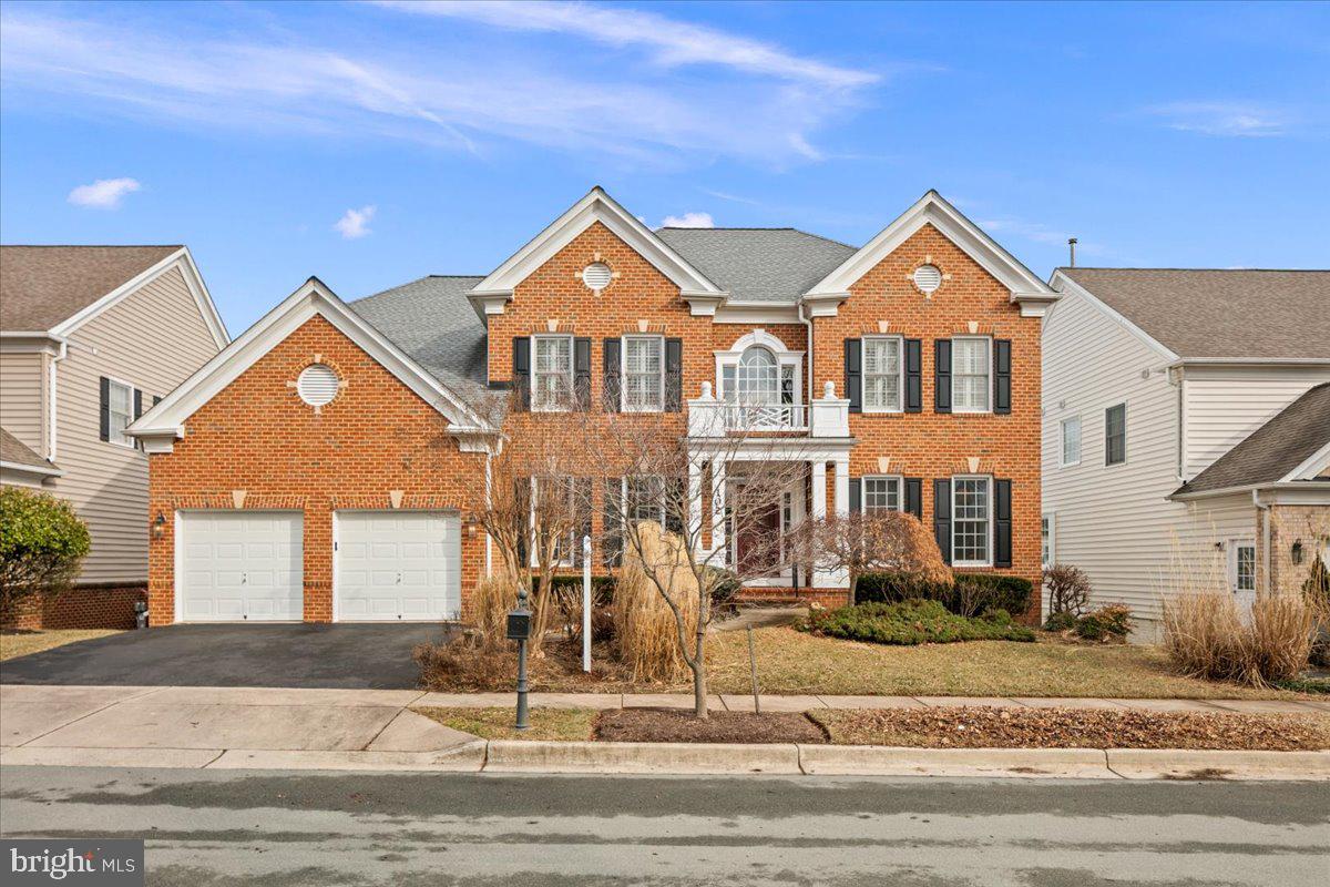 FALLSGROVE - Residential