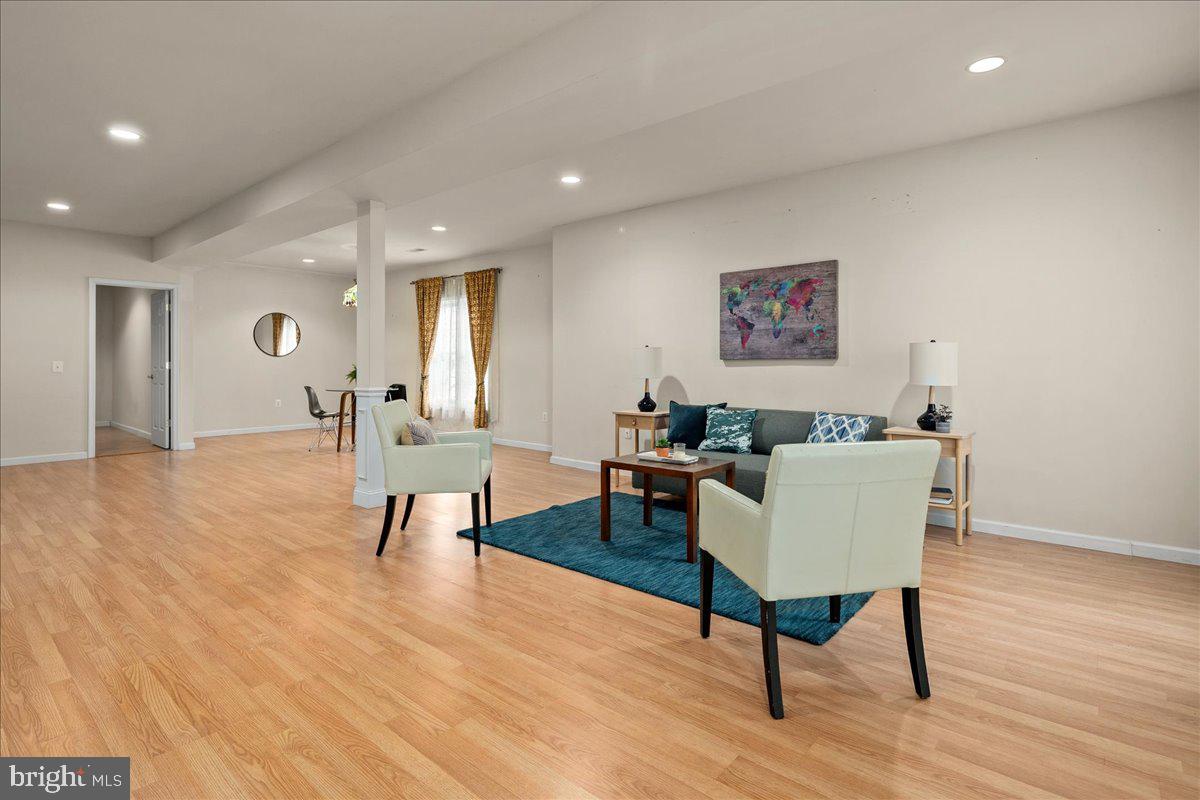 FALLSGROVE - Residential