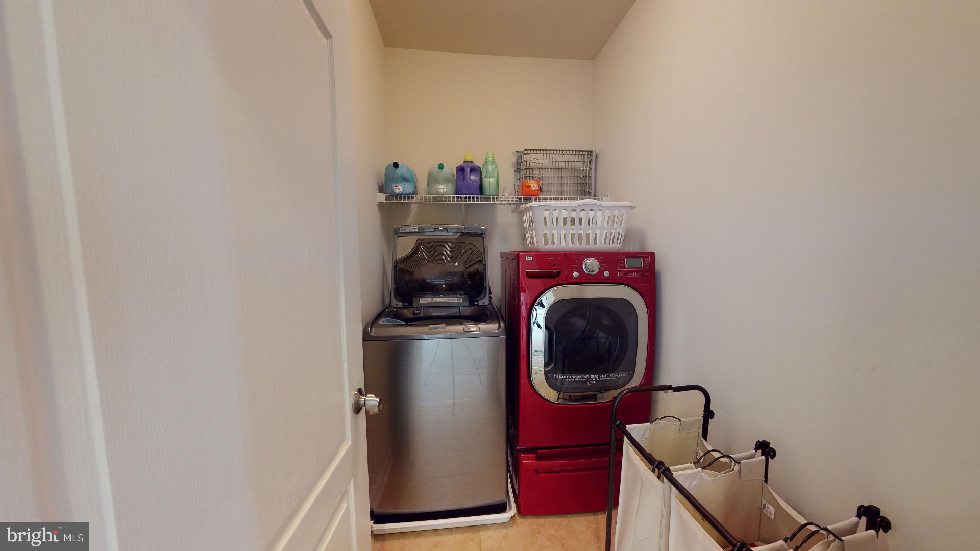 GROVE AT HUNTLEY MEADOWS - Residential Lease