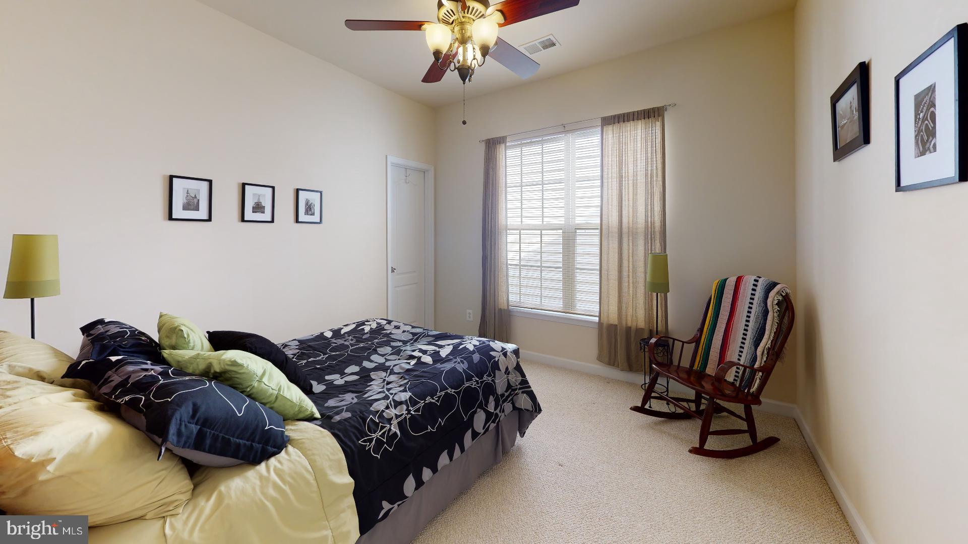 GROVE AT HUNTLEY MEADOWS - Residential Lease