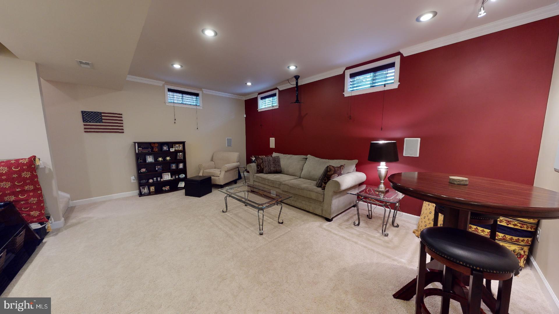 GROVE AT HUNTLEY MEADOWS - Residential Lease