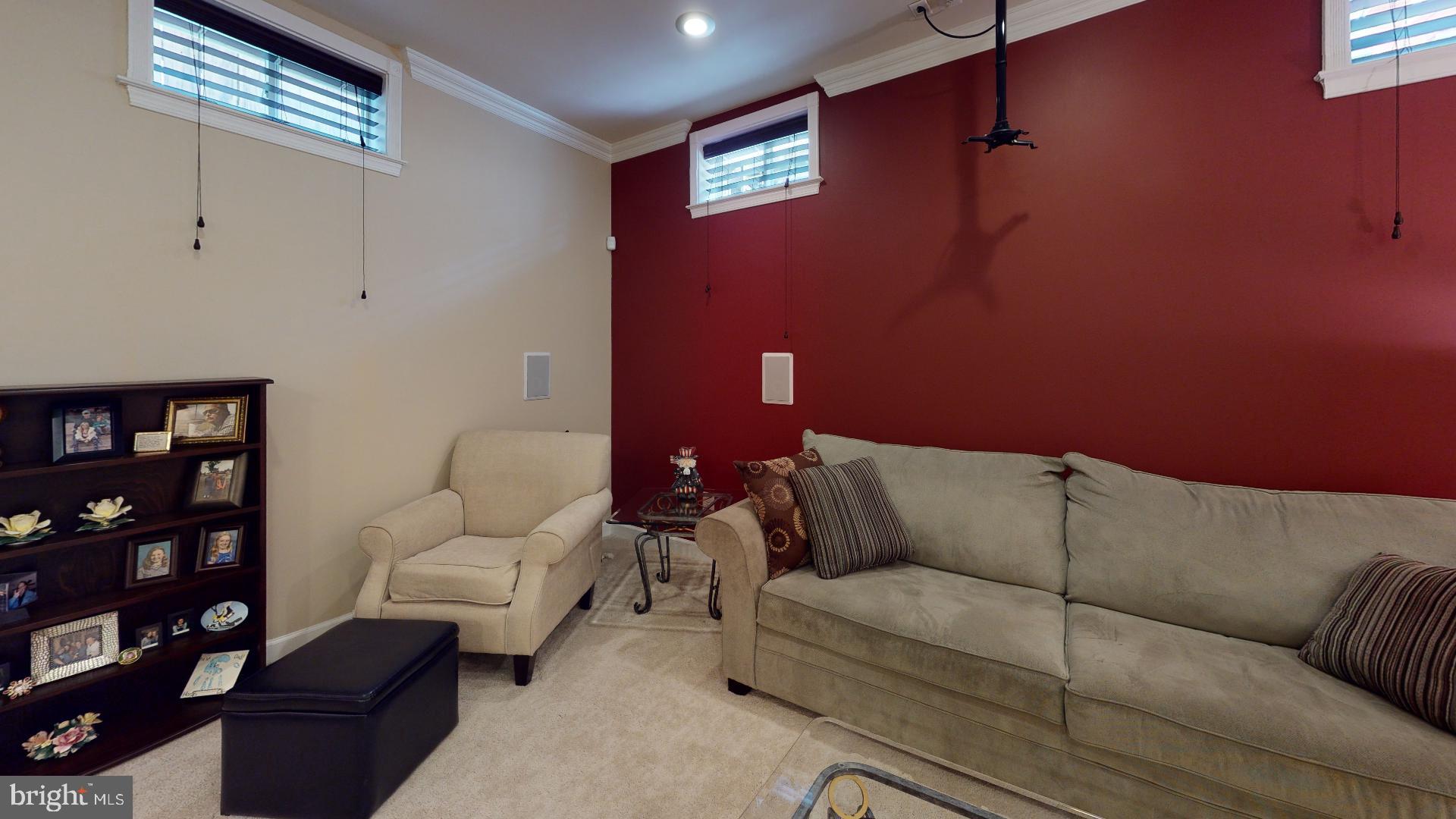 GROVE AT HUNTLEY MEADOWS - Residential Lease