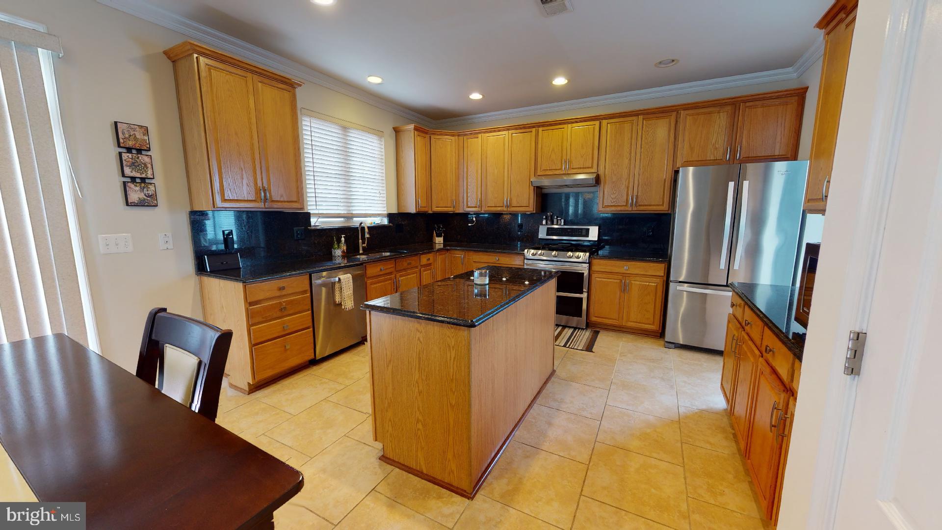 GROVE AT HUNTLEY MEADOWS - Residential Lease