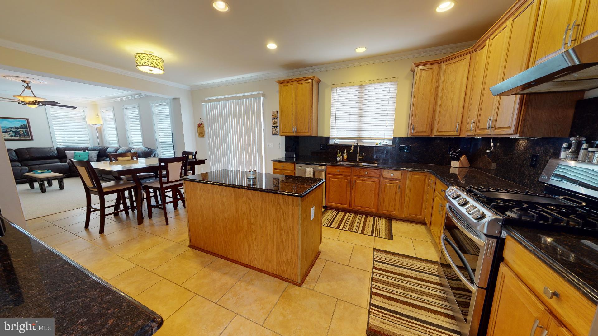 GROVE AT HUNTLEY MEADOWS - Residential Lease