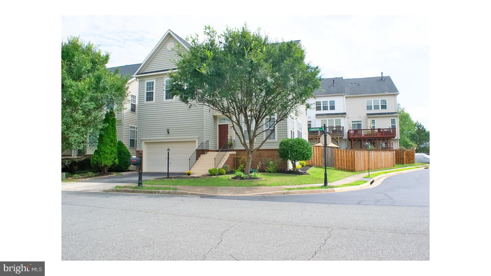 GROVE AT HUNTLEY MEADOWS - Residential Lease