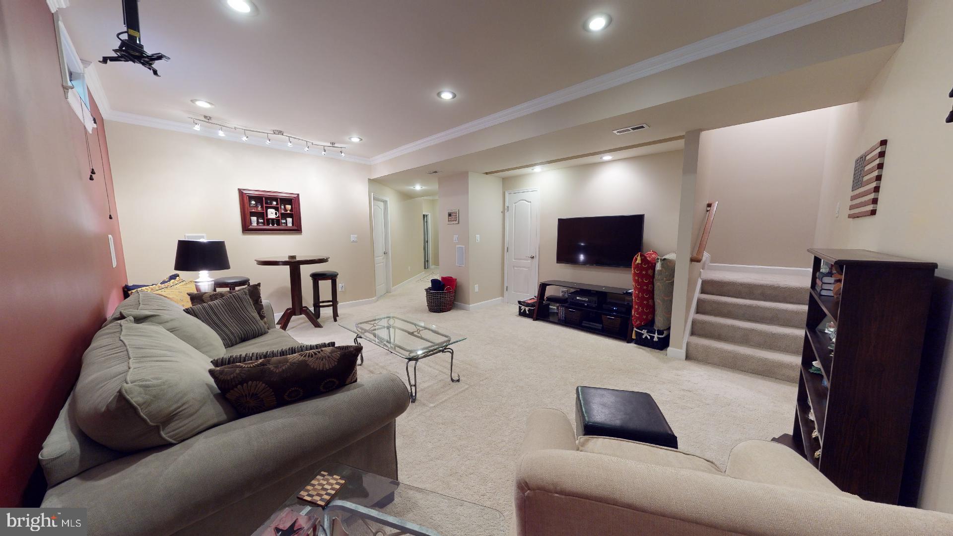 GROVE AT HUNTLEY MEADOWS - Residential Lease