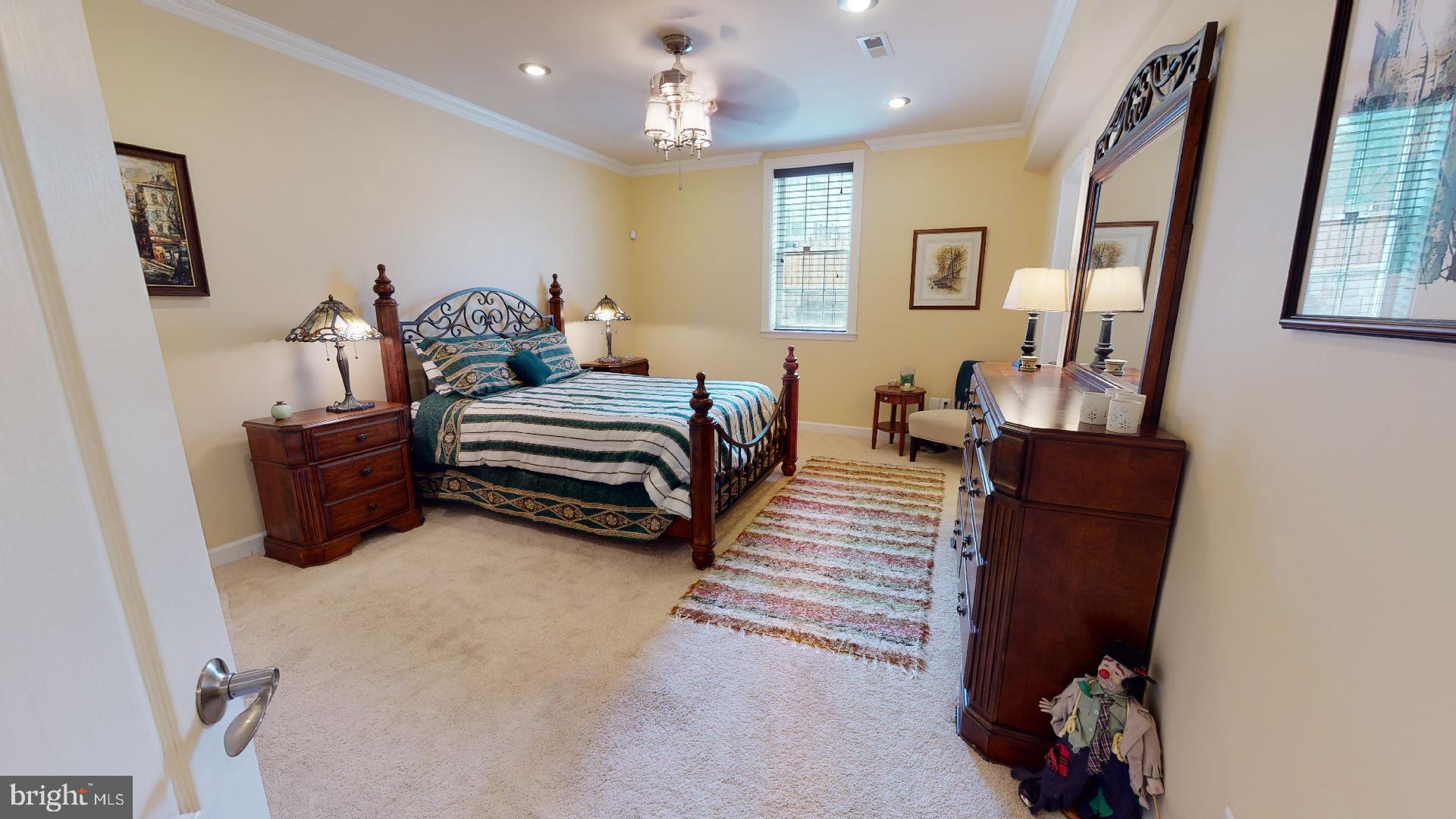 GROVE AT HUNTLEY MEADOWS - Residential Lease