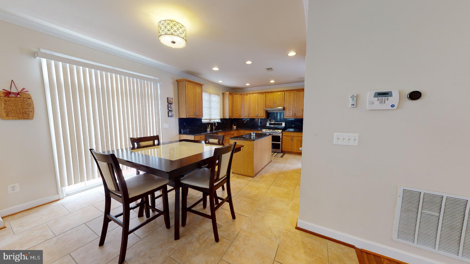 GROVE AT HUNTLEY MEADOWS - Residential Lease