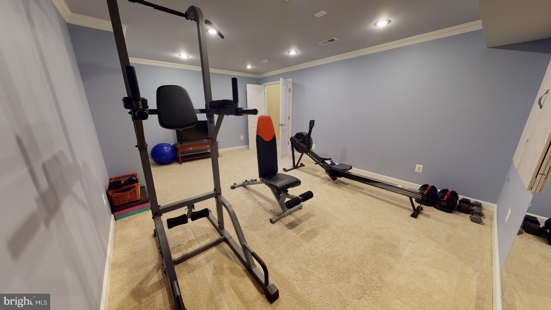 GROVE AT HUNTLEY MEADOWS - Residential Lease