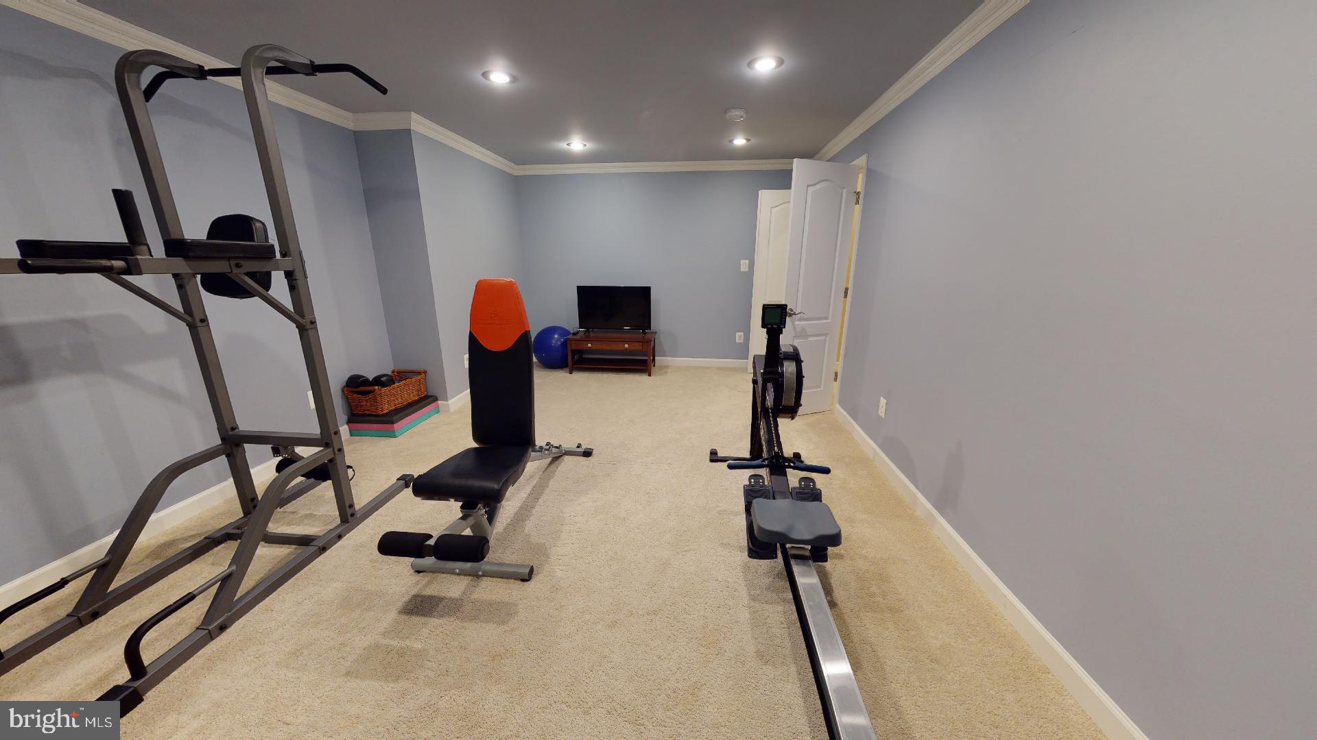 GROVE AT HUNTLEY MEADOWS - Residential Lease