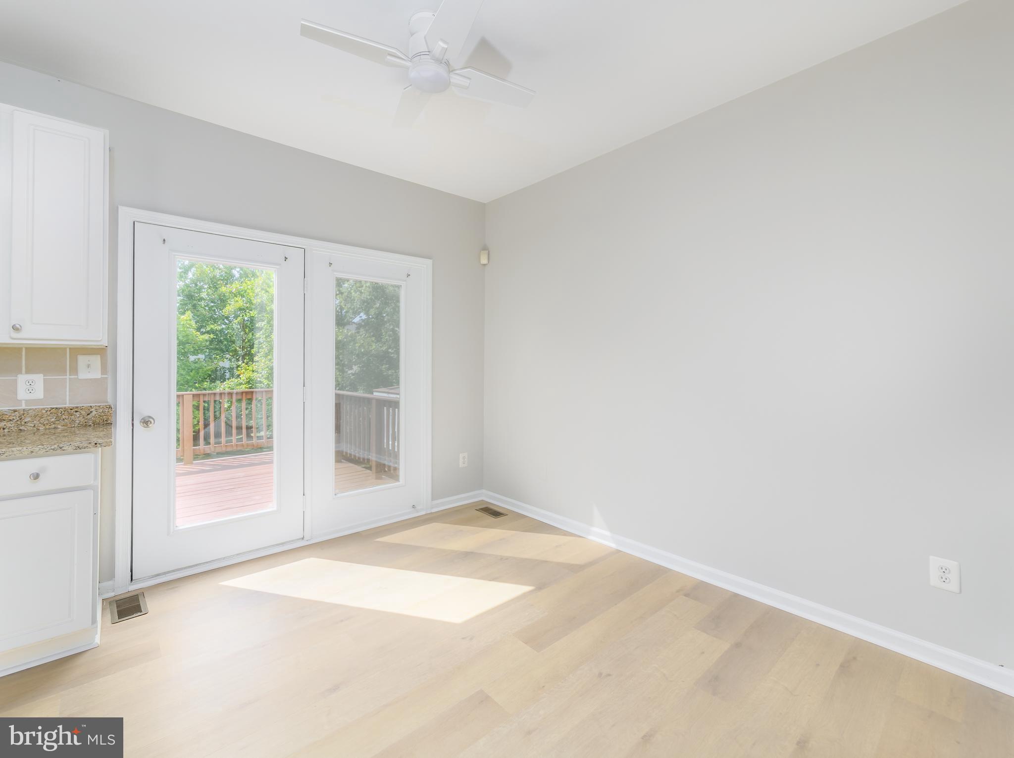 SOUTH RIDING - Residential Lease