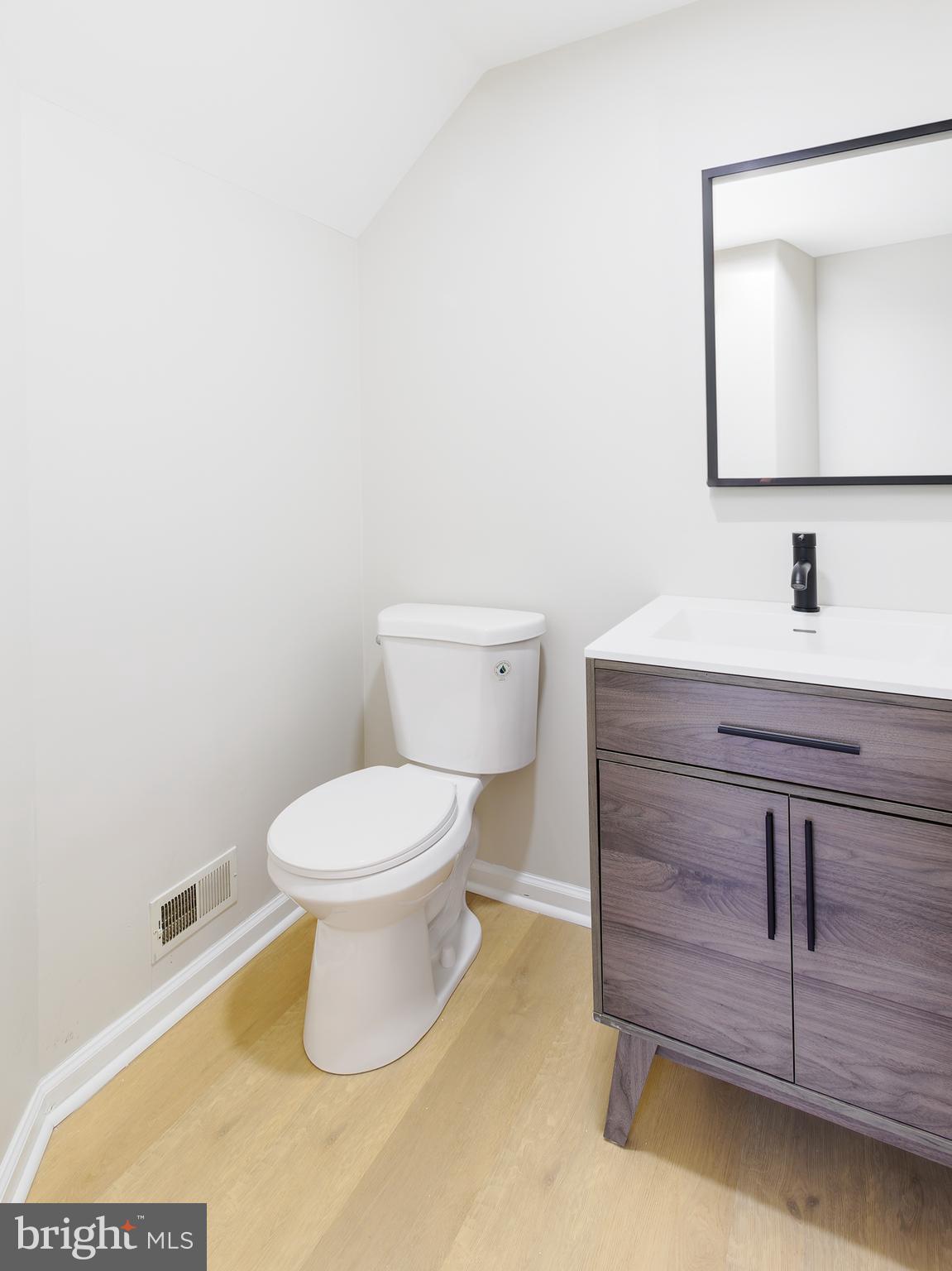 SOUTH RIDING - Residential Lease