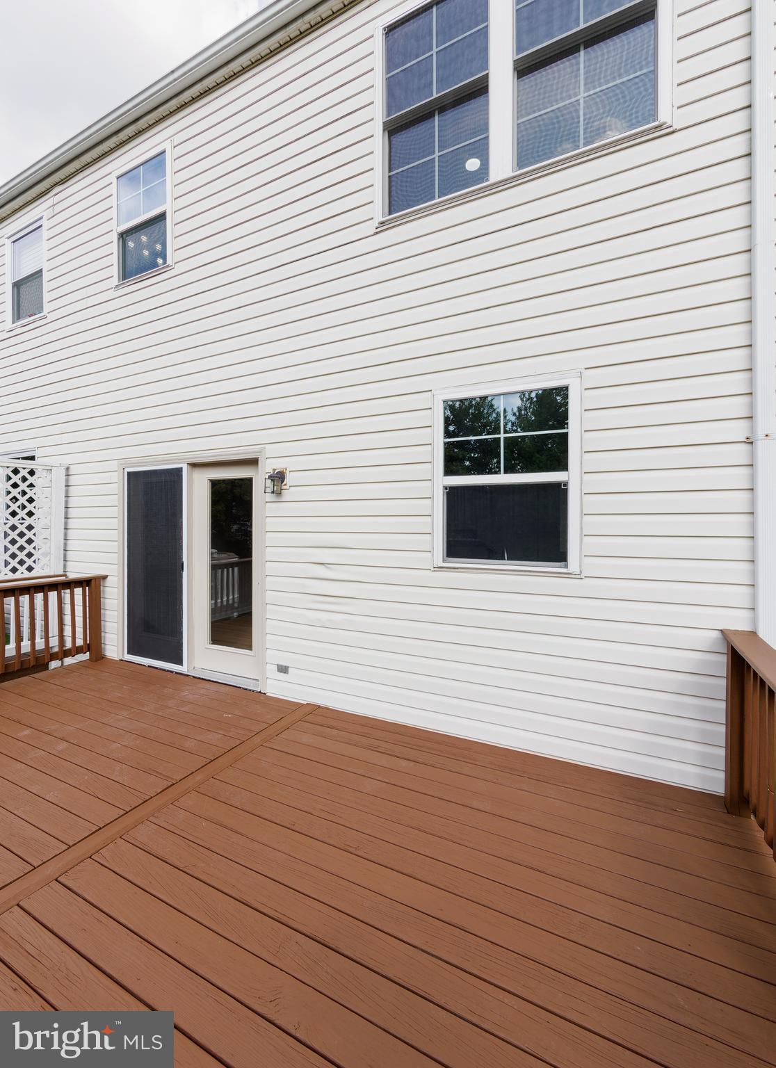 SOUTH RIDING - Residential Lease