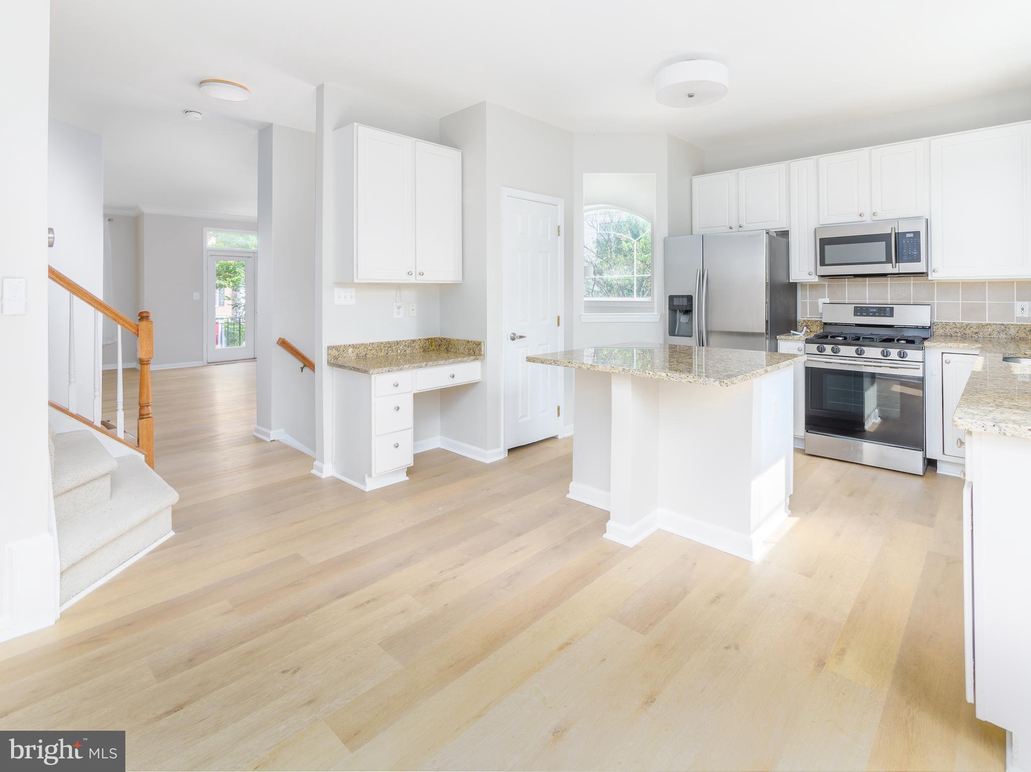 SOUTH RIDING - Residential Lease