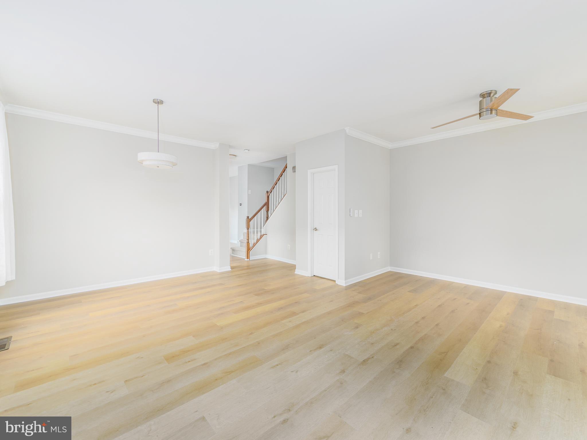 SOUTH RIDING - Residential Lease