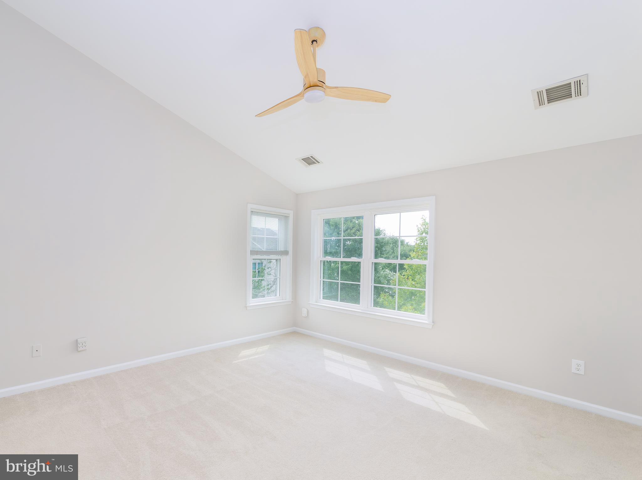 SOUTH RIDING - Residential Lease