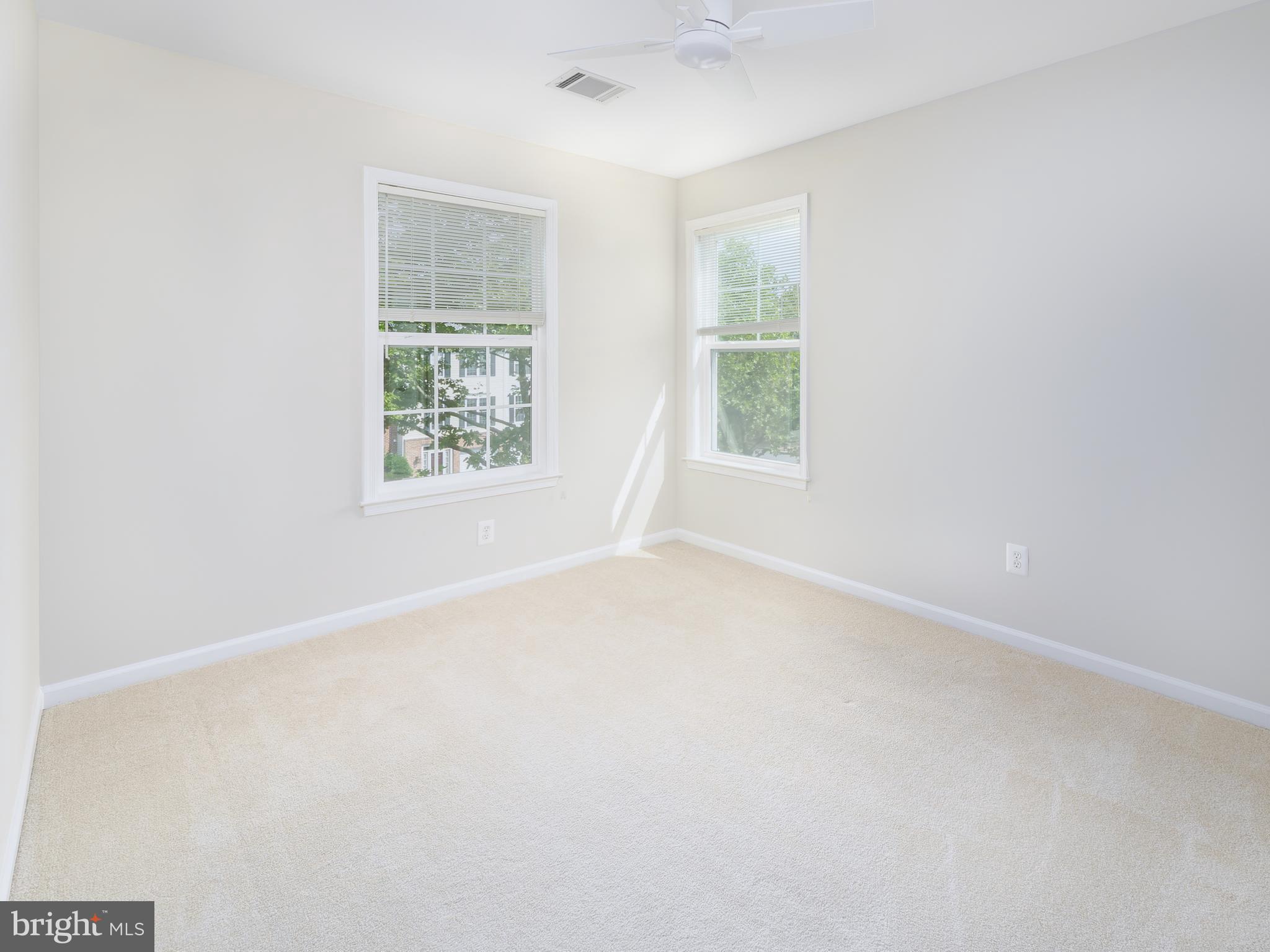 SOUTH RIDING - Residential Lease