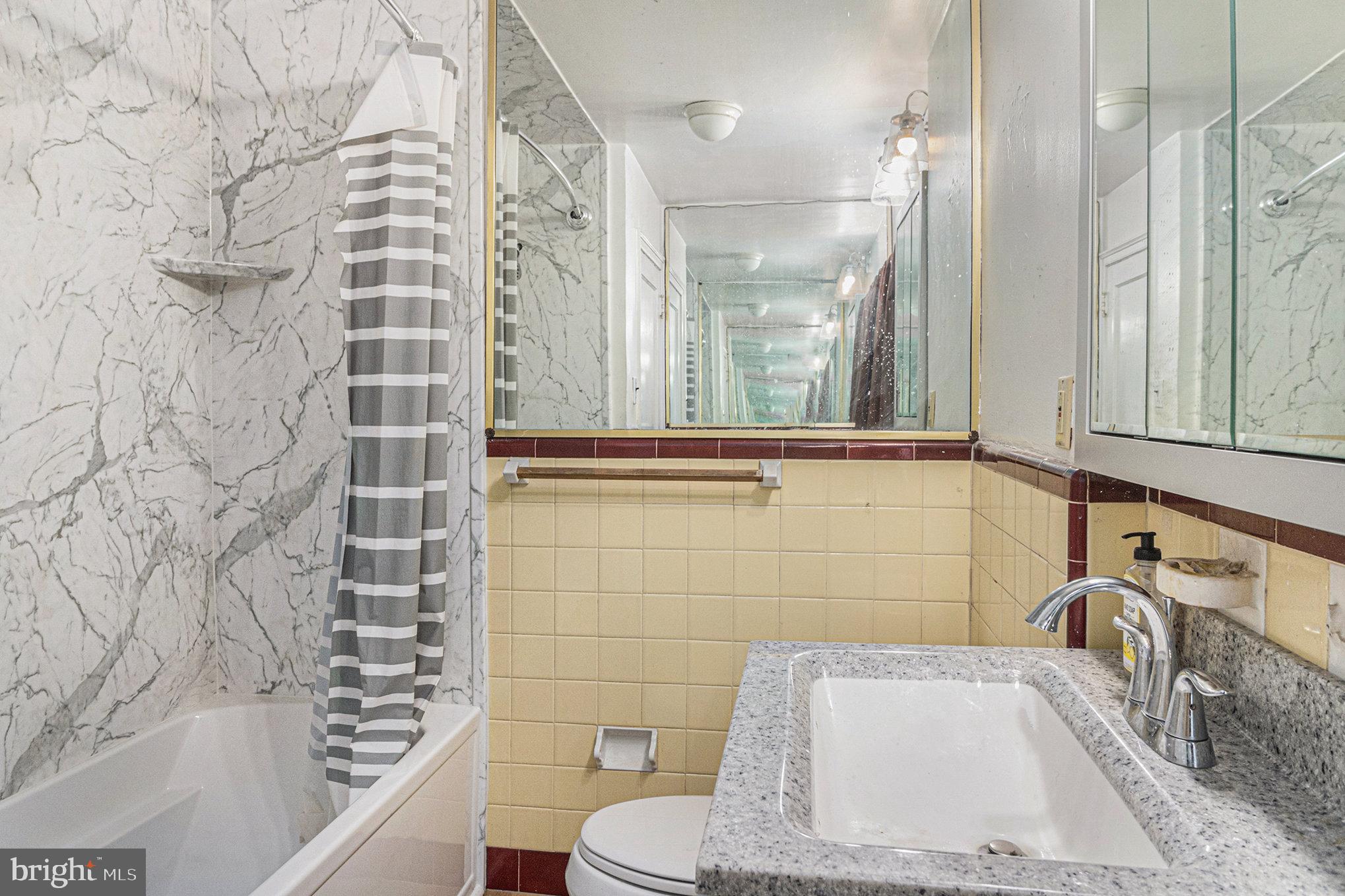 NORRISTOWN - Residential