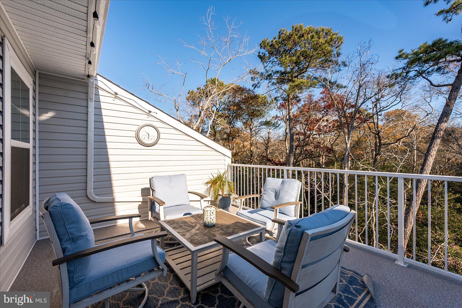 SEA OAKS VILLAGE - Residential