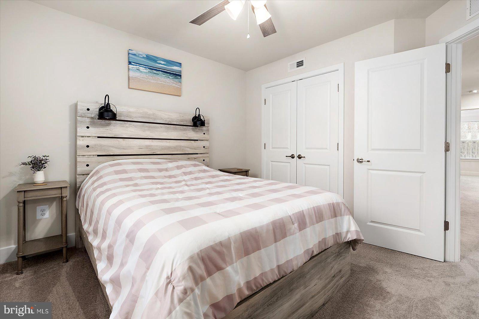 SEA OAKS VILLAGE - Residential