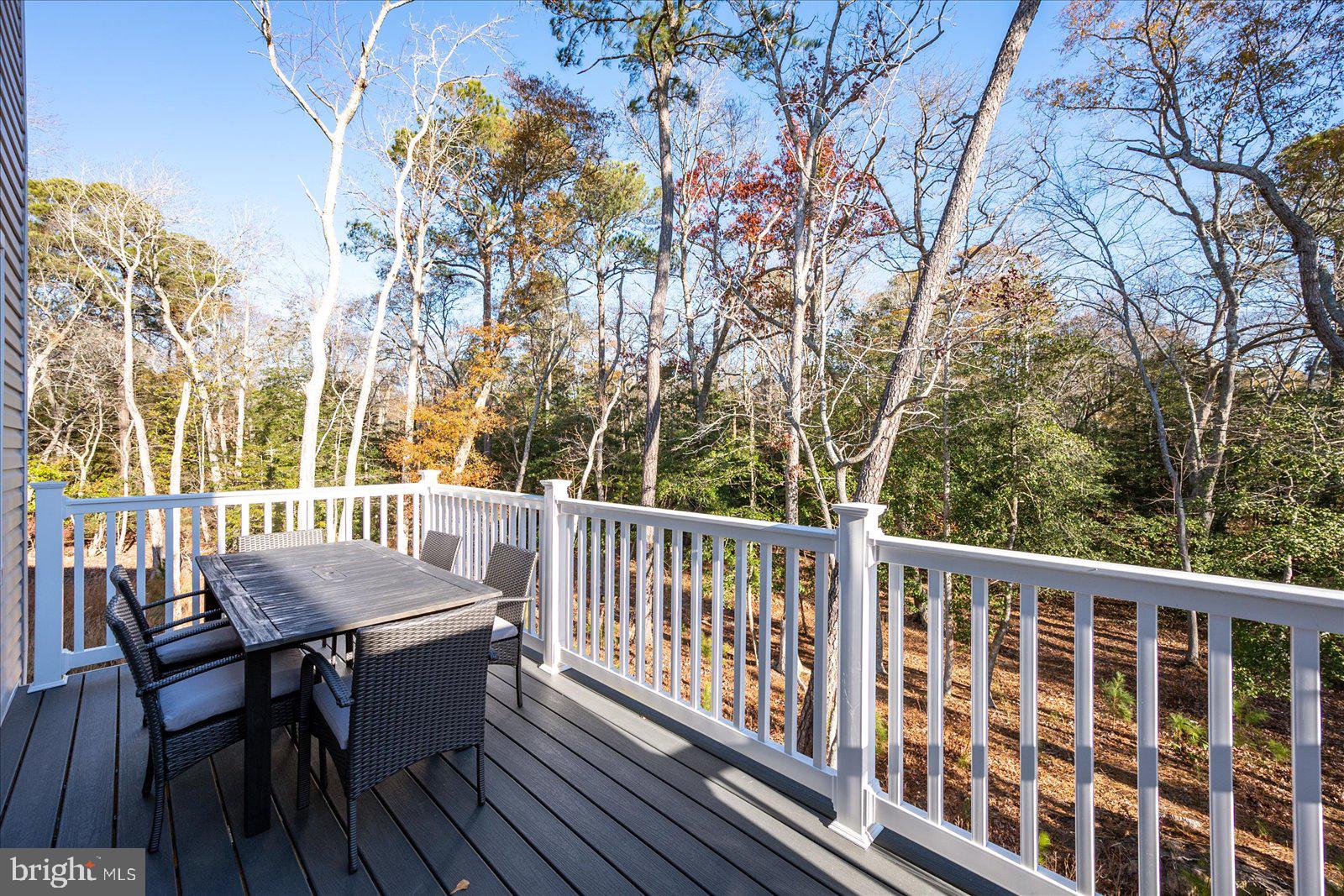 SEA OAKS VILLAGE - Residential