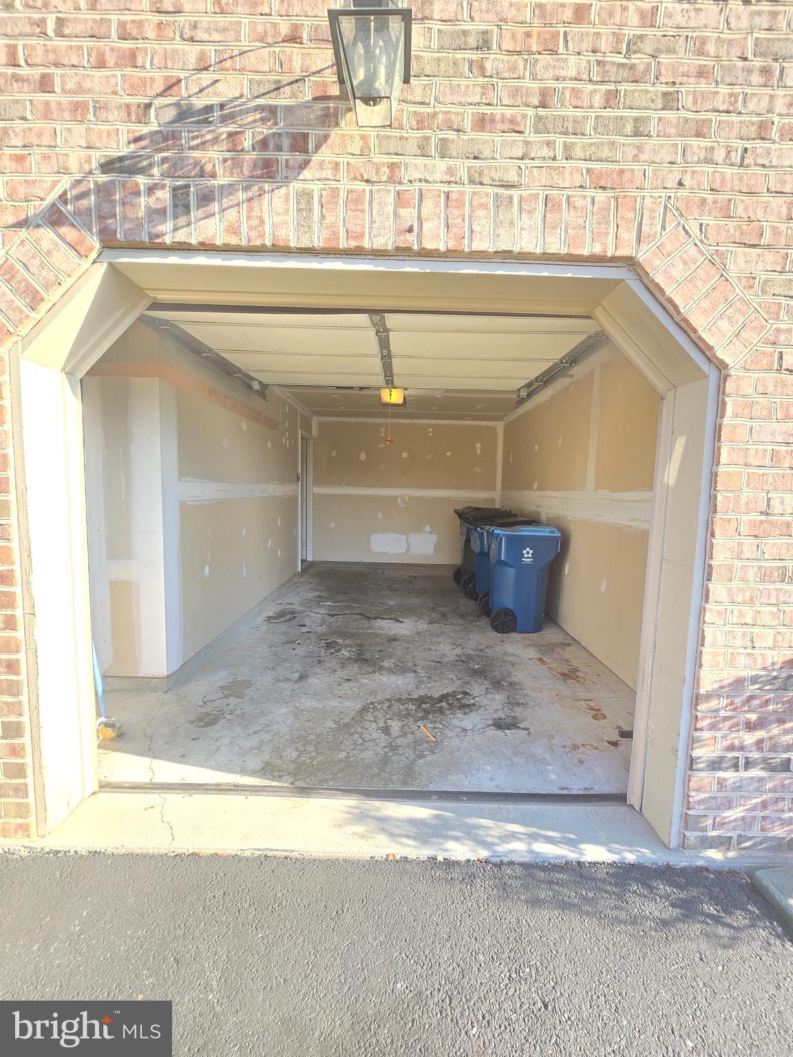 STONEHEDGE - Residential Lease