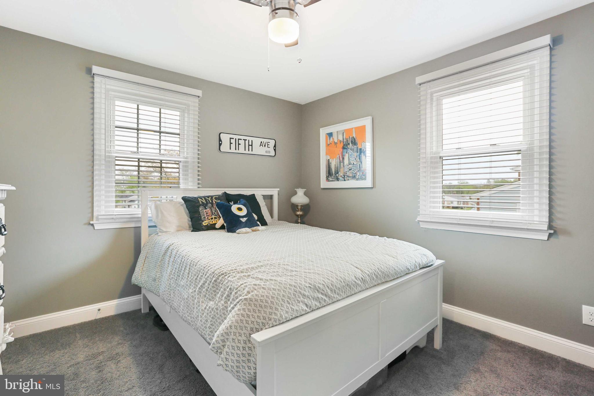 YORK MANOR - Residential