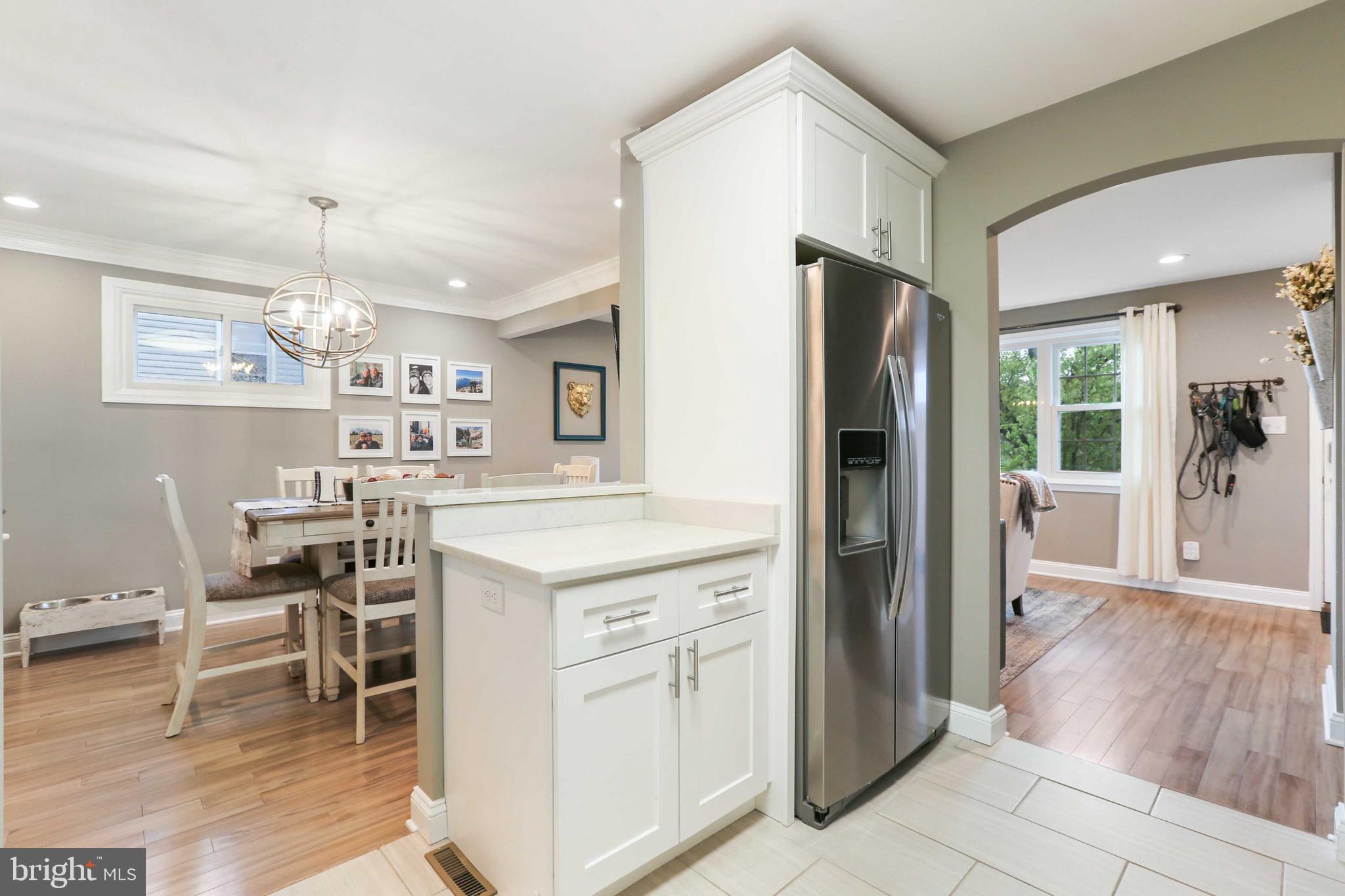 YORK MANOR - Residential