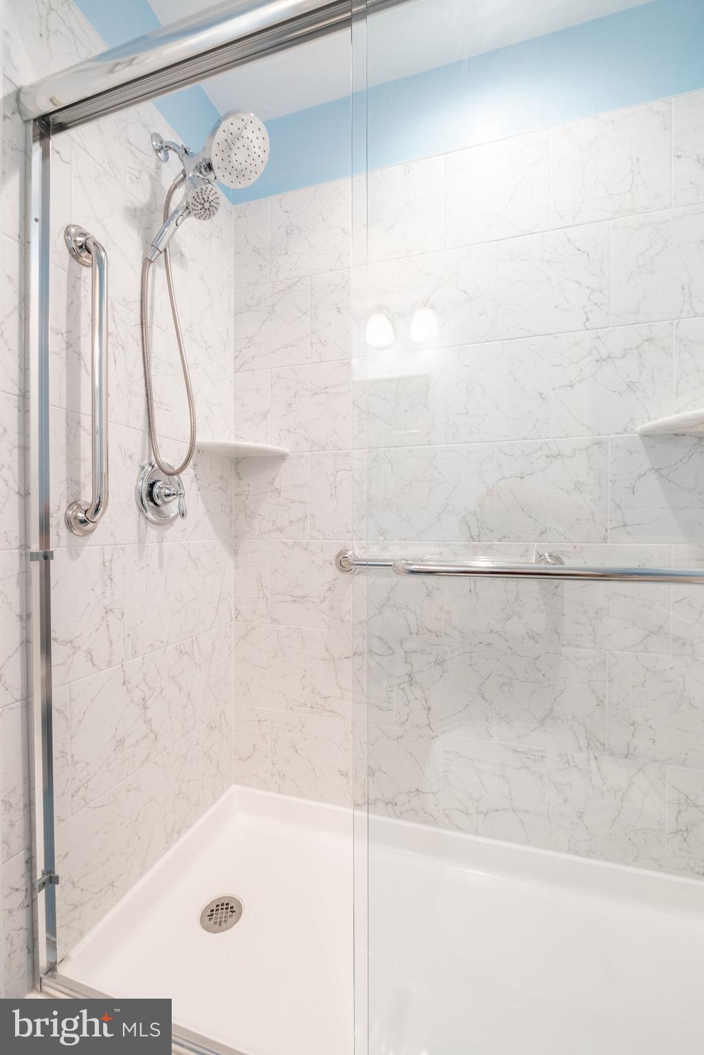 HIGHLANDS OF OLNEY - Residential