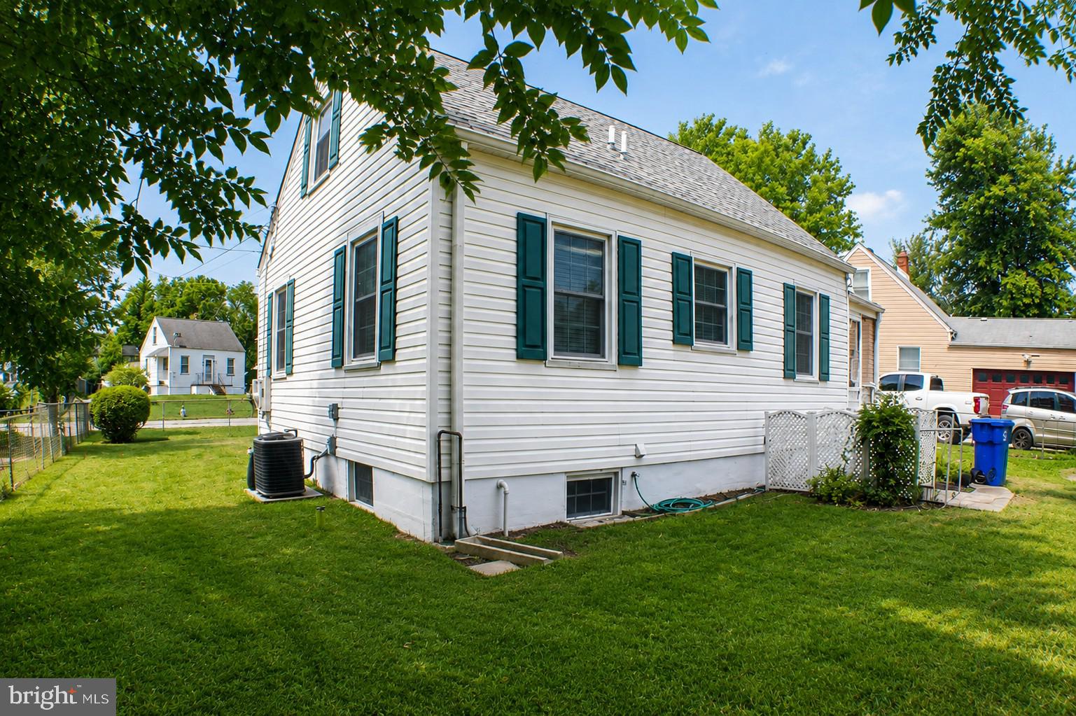 4502 MAPLE ROAD