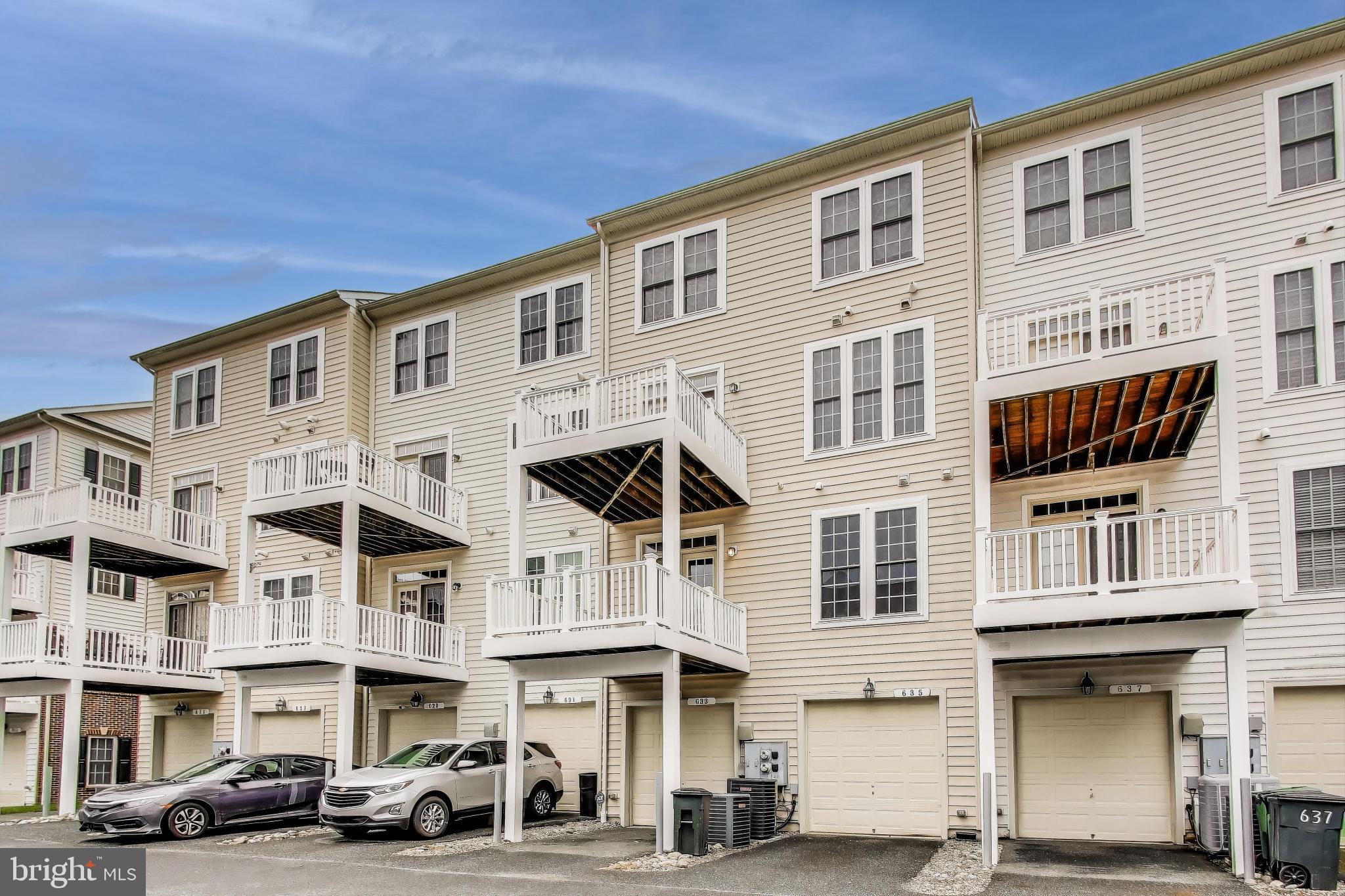 HIDDEN CREEK - Residential Lease