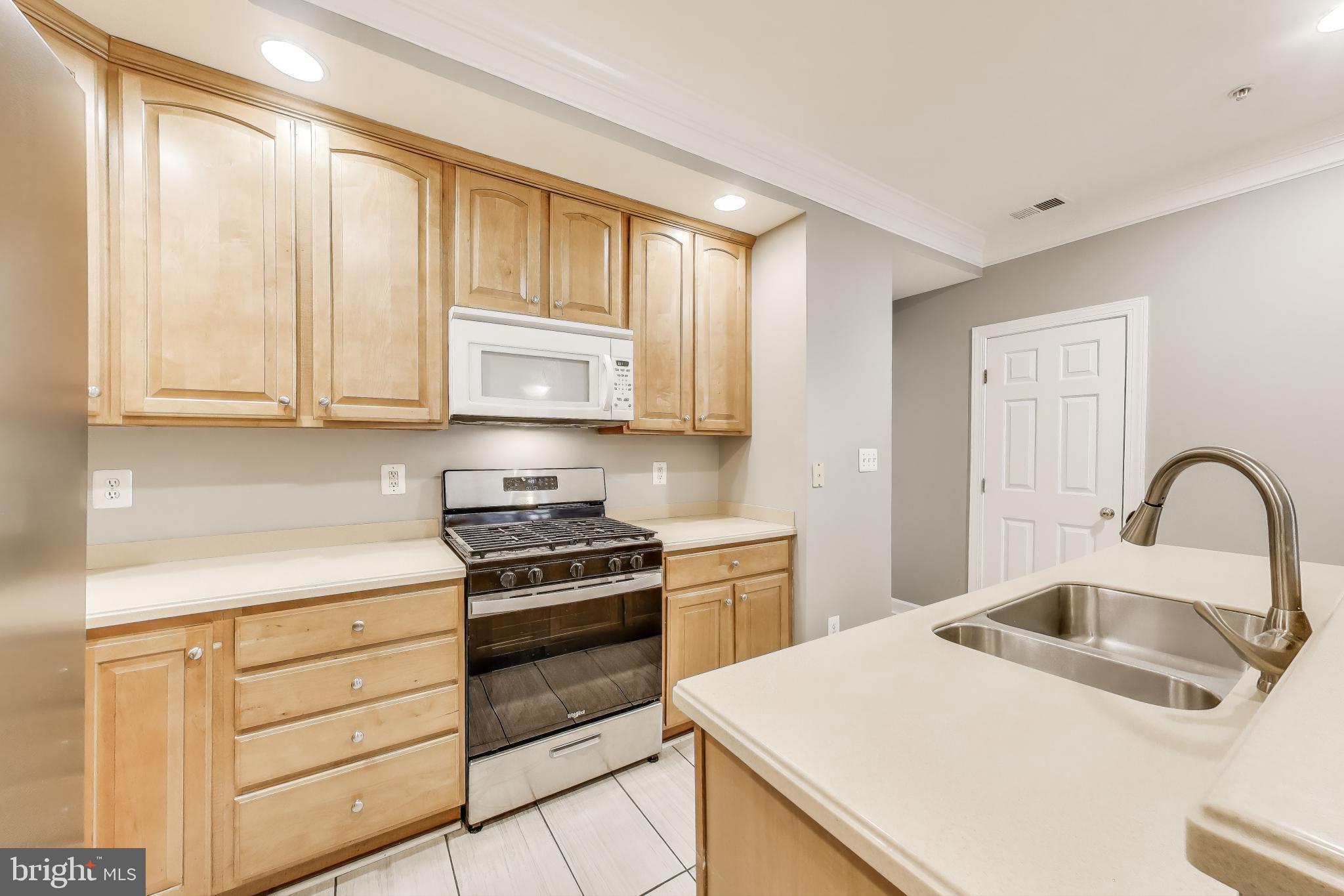 HIDDEN CREEK - Residential Lease